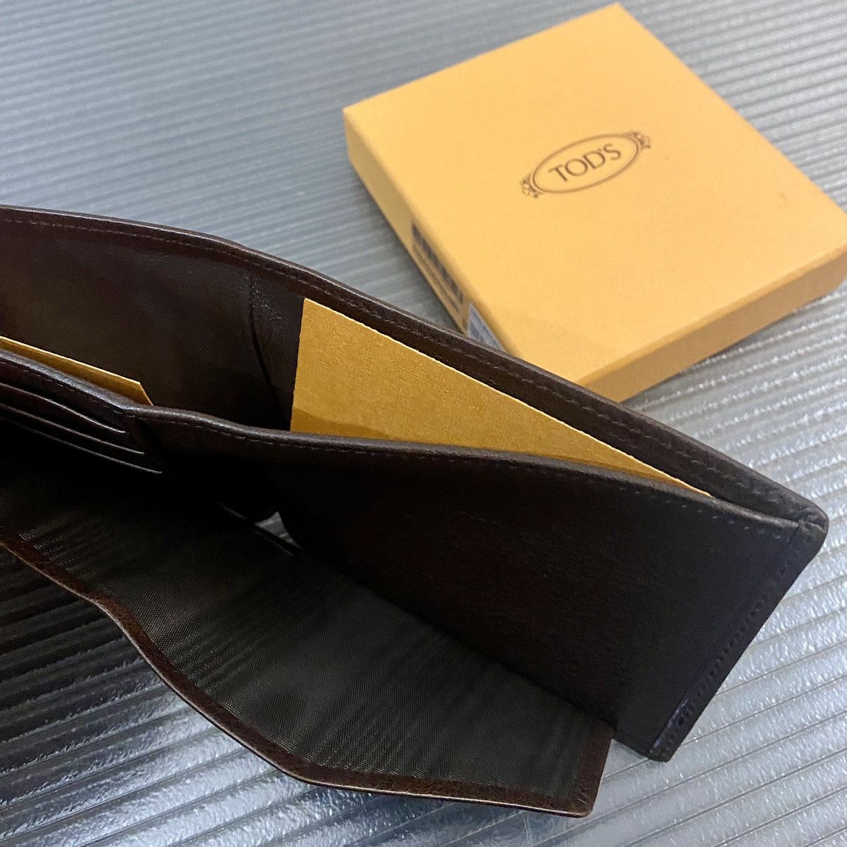 Tod's Tod’s 🇮🇹 brown grain leather dual billfold Leoni wallet NEW Size ONE SIZE - 8 Thumbnail
