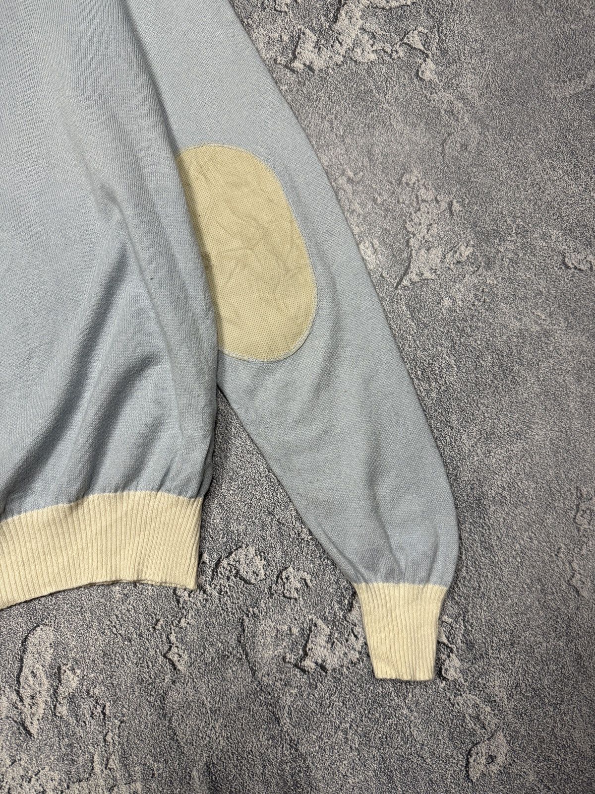 Corneliani CORNELIANI V-NECK WOOL SWEATER Size US L / EU 52-54 / 3 - 11 Thumbnail