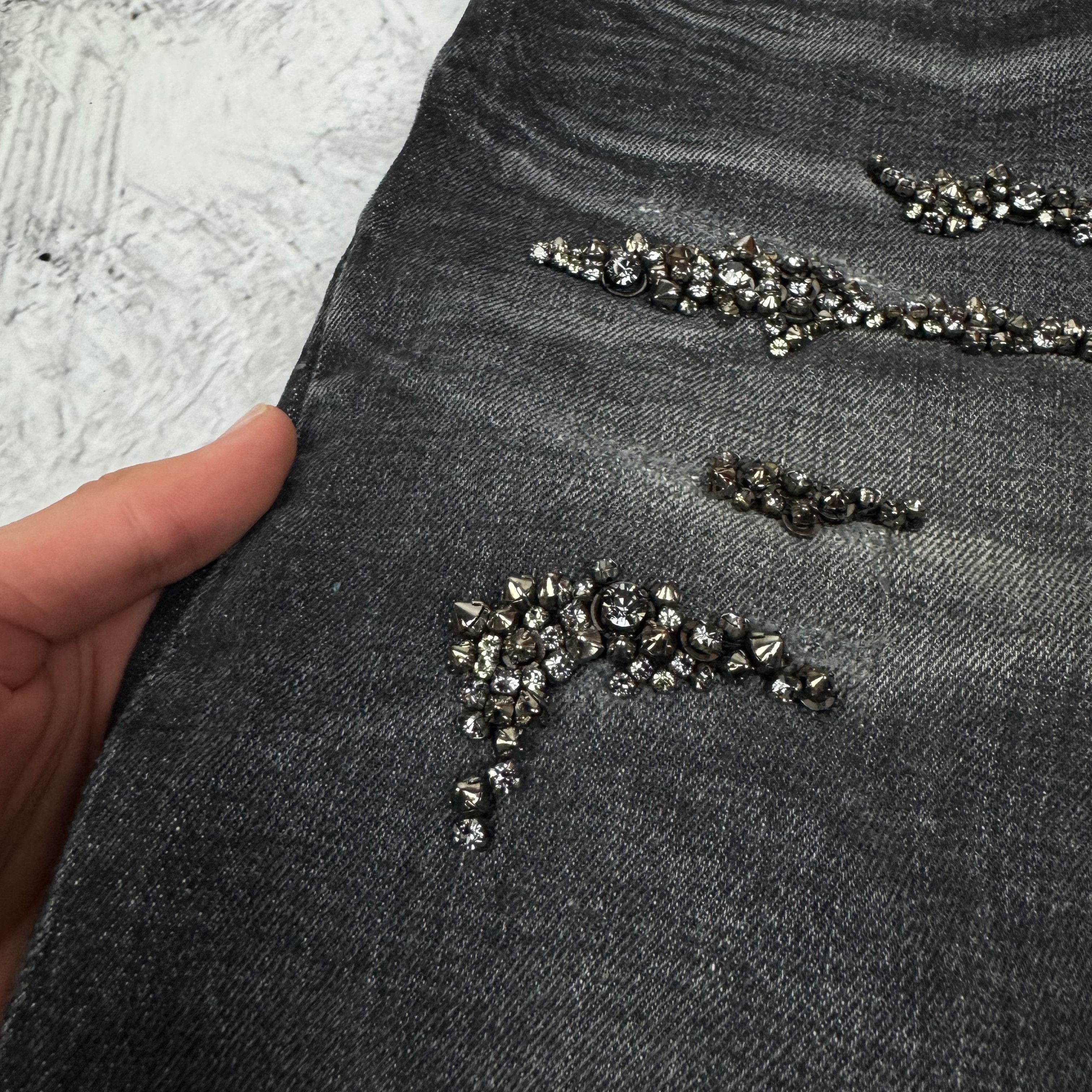 Gucci Gucci Distressed Rhinestone Embellishment Jeans 44 Size US 32 / EU 48 - 10 Thumbnail