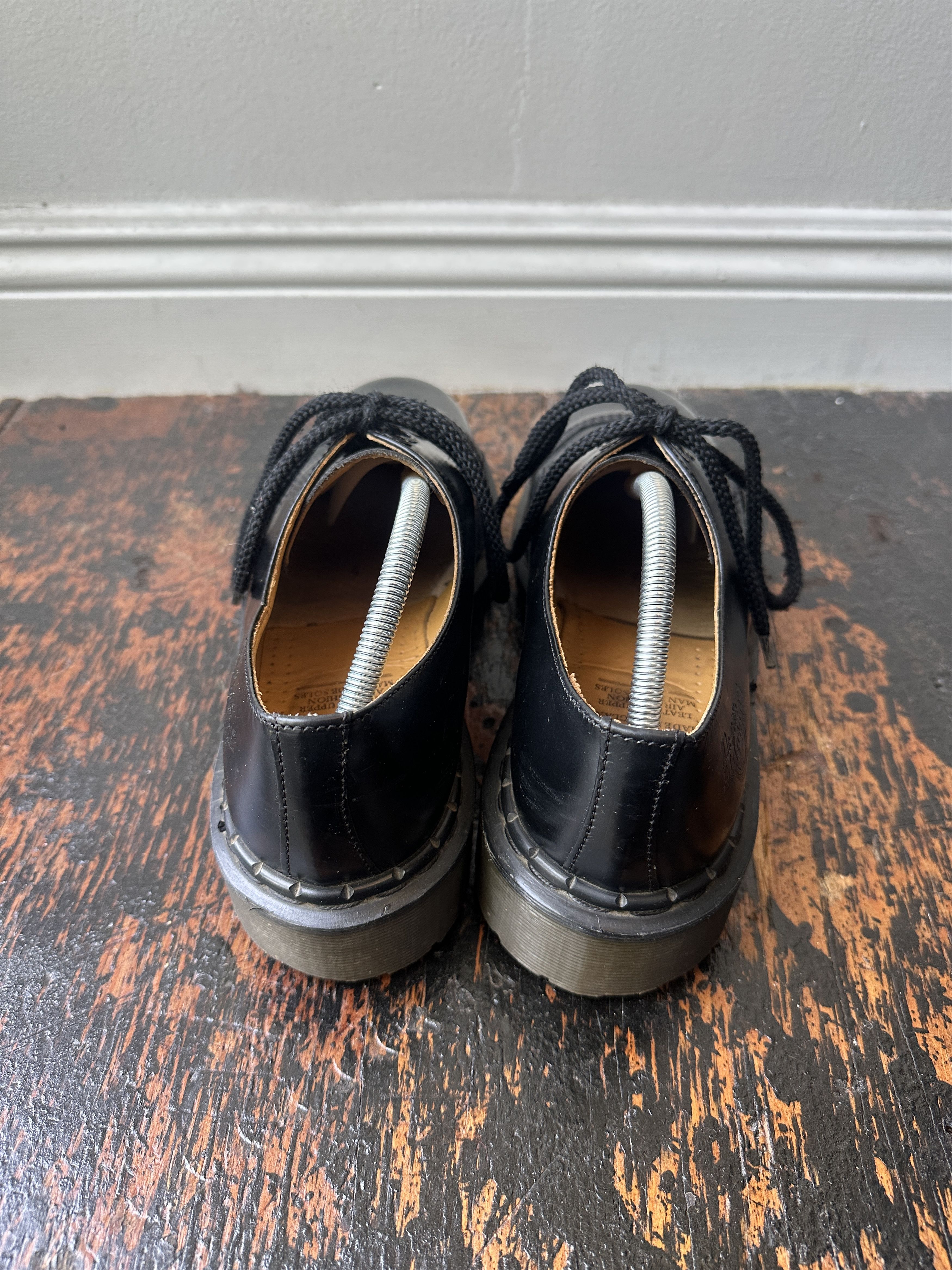 Dr. Martens 1980s 1461 VINTAGE MADE ENGLAND DR Martens AW4 8266 Cap Toes Size US 10 / EU 43 - 7 Thumbnail