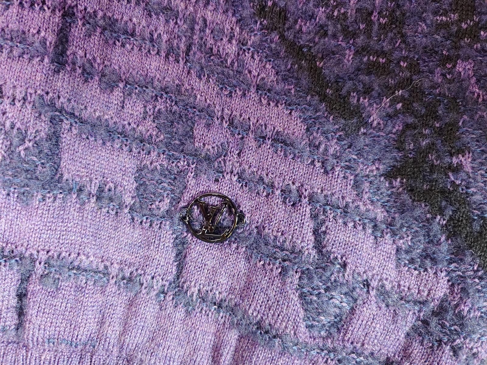 Louis Vuitton Louis Vuitton Wizard of Oz Brick Road Sweater in Purple Size ONE SIZE - 3 Thumbnail