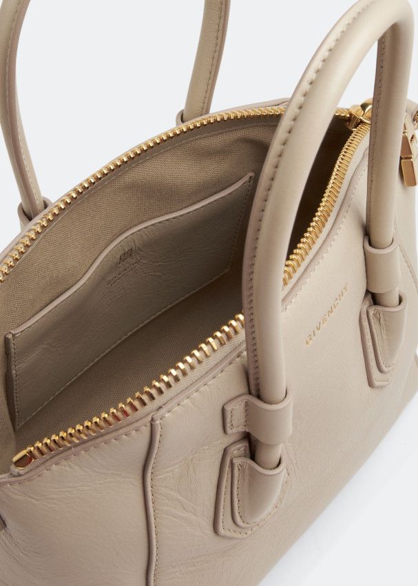 Givenchy o1loc1c0824 Size: OS / Shoulder Bag in Beige Size ONE SIZE - 4 Thumbnail