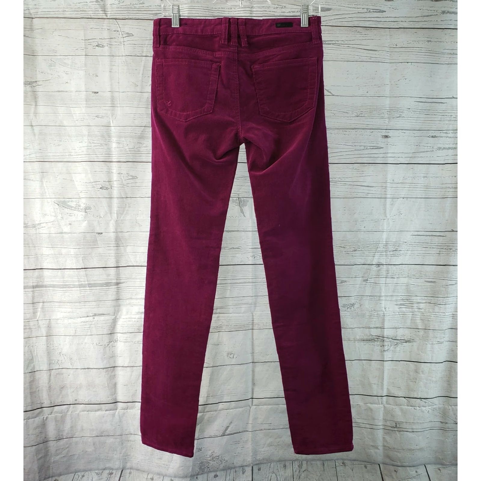 Vintage KUT from the Kloth Diana Skinny Corduroy Pants Womens Sz 2 Pink Low Rise Pants Skinny Womens 2 Pink Corduroy VINTAGE? (No) Size 26" / US 2 / IT 38 - 3 Thumbnail