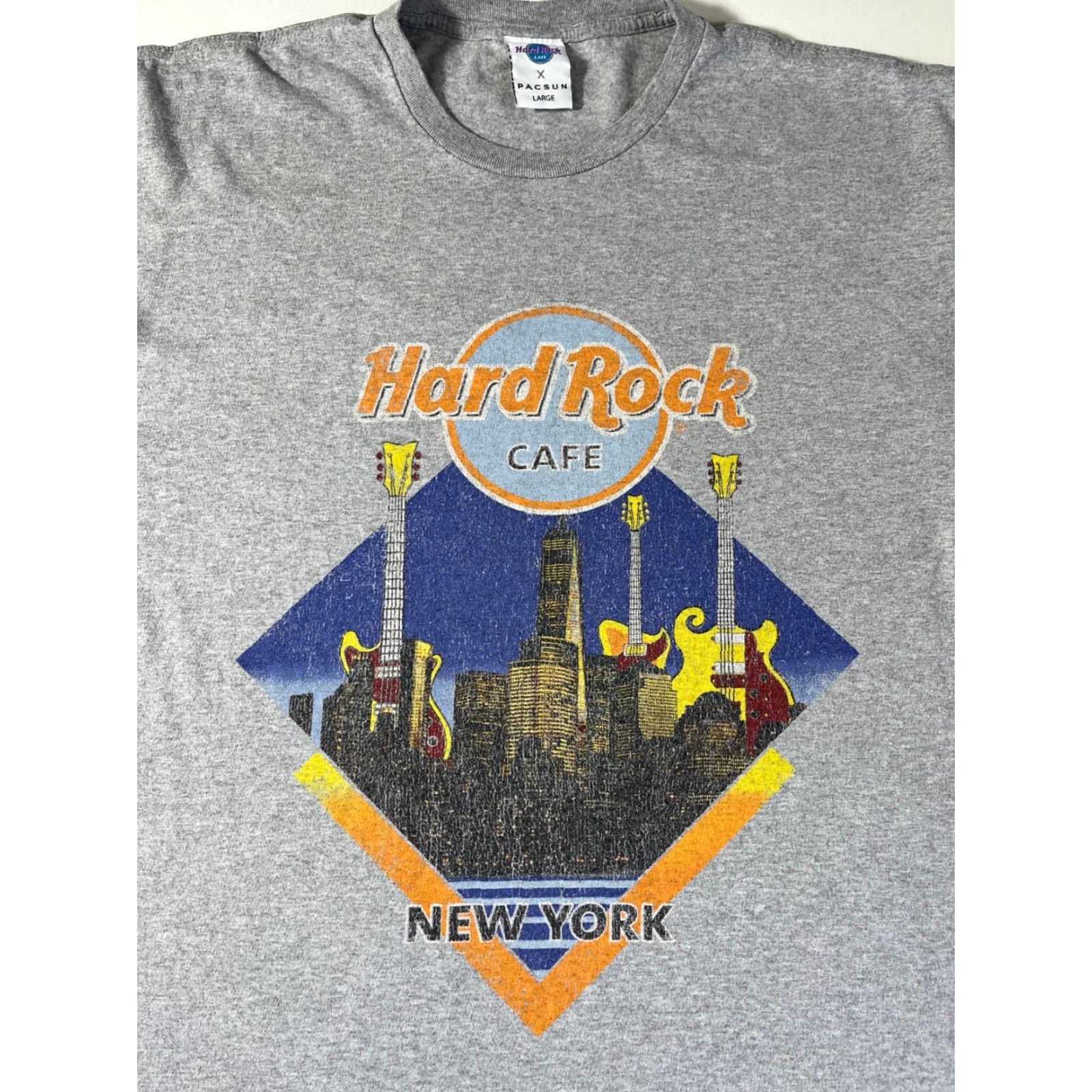 Pacsun VINTAGE PacSun Hard Rock Cafe New York T-Shirt Sz L Men Gray Cotton Blend Graphic Print Crew Neck Short Sleeve Vintage-washed T-shirt Rock 90s Mens Size US L / EU 52-54 / 3 - 3 Thumbnail