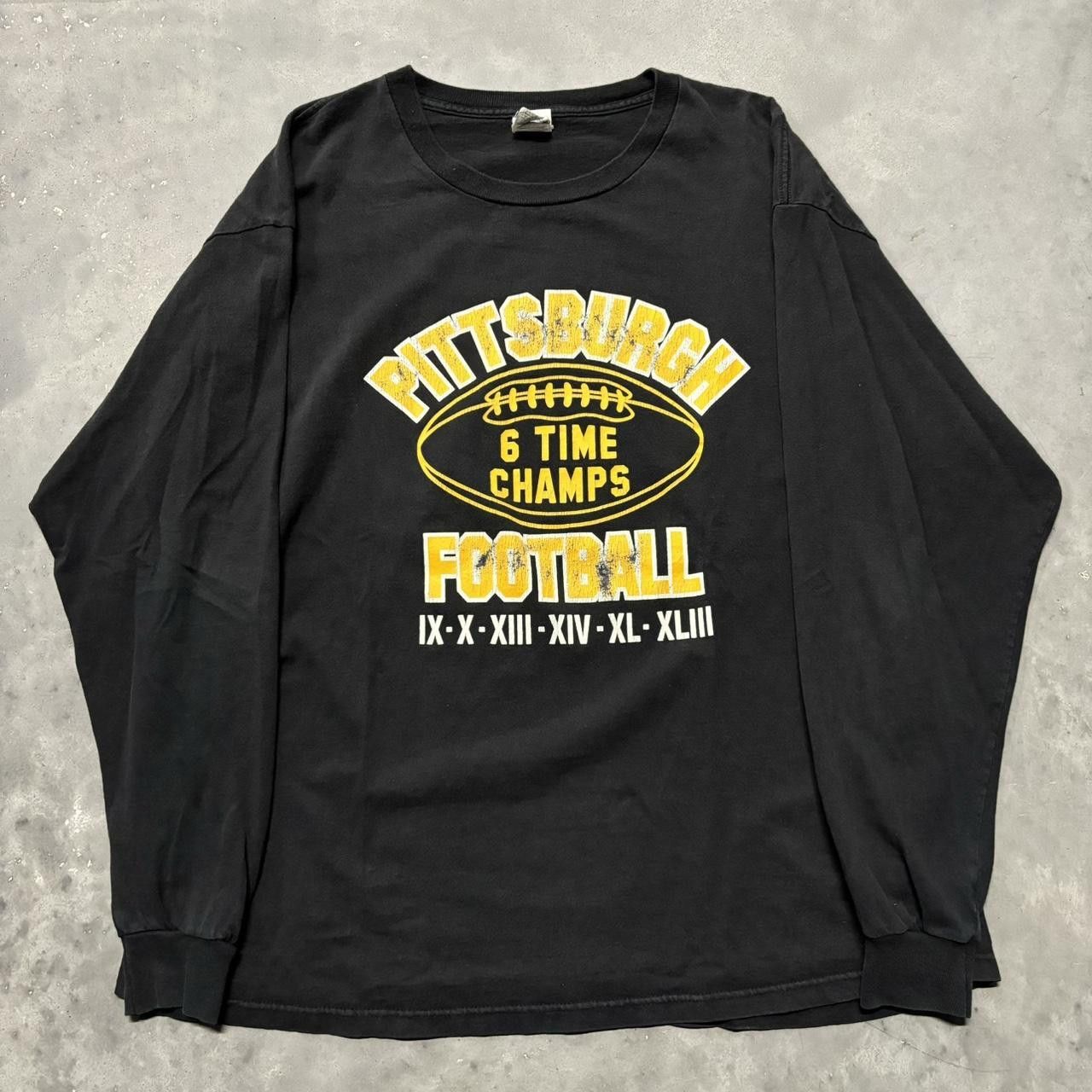 NFL × Vintage Crazy Vintage Y2K/2000s Faded Black Pittsburgh Steelers NFL Sports Graphic Longsleeve Tee! Size US XL / EU 56 / 4 - 1 Thumbnail
