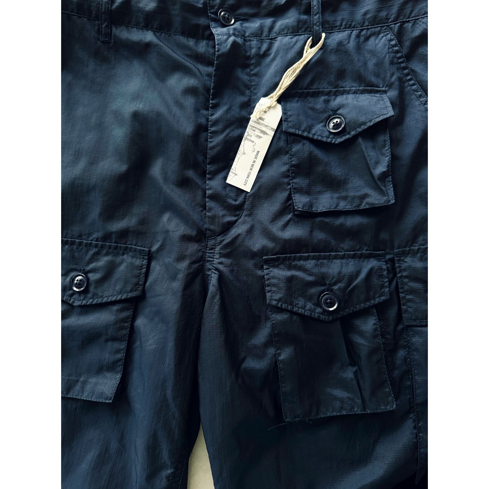 Engineered Garments ENGINEERED GARMENTS Navy Drawstring Cargo Shorts Size US 32 / EU 48 - 8 Thumbnail