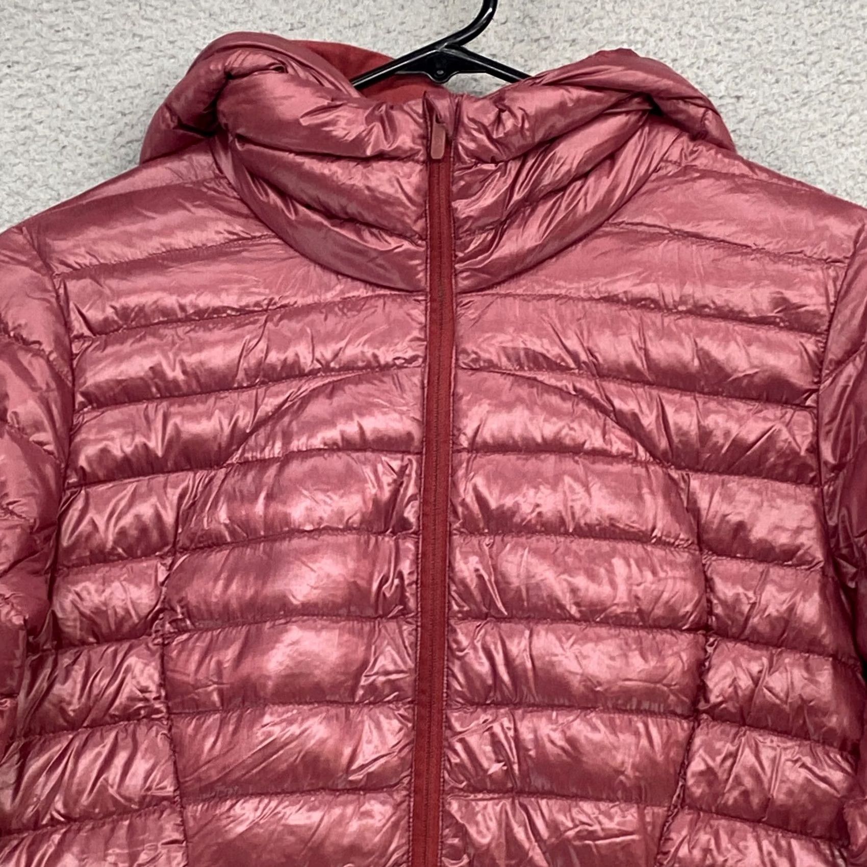 Lululemon Lululemon Puffer Jacket Womens 6 Pack It own Maroon Grey Goose Down Maroon Red Jacket Coat Down Packable Full Zip Hooded 6 Size M / US 6-8 / IT 42-44 - 2 Thumbnail