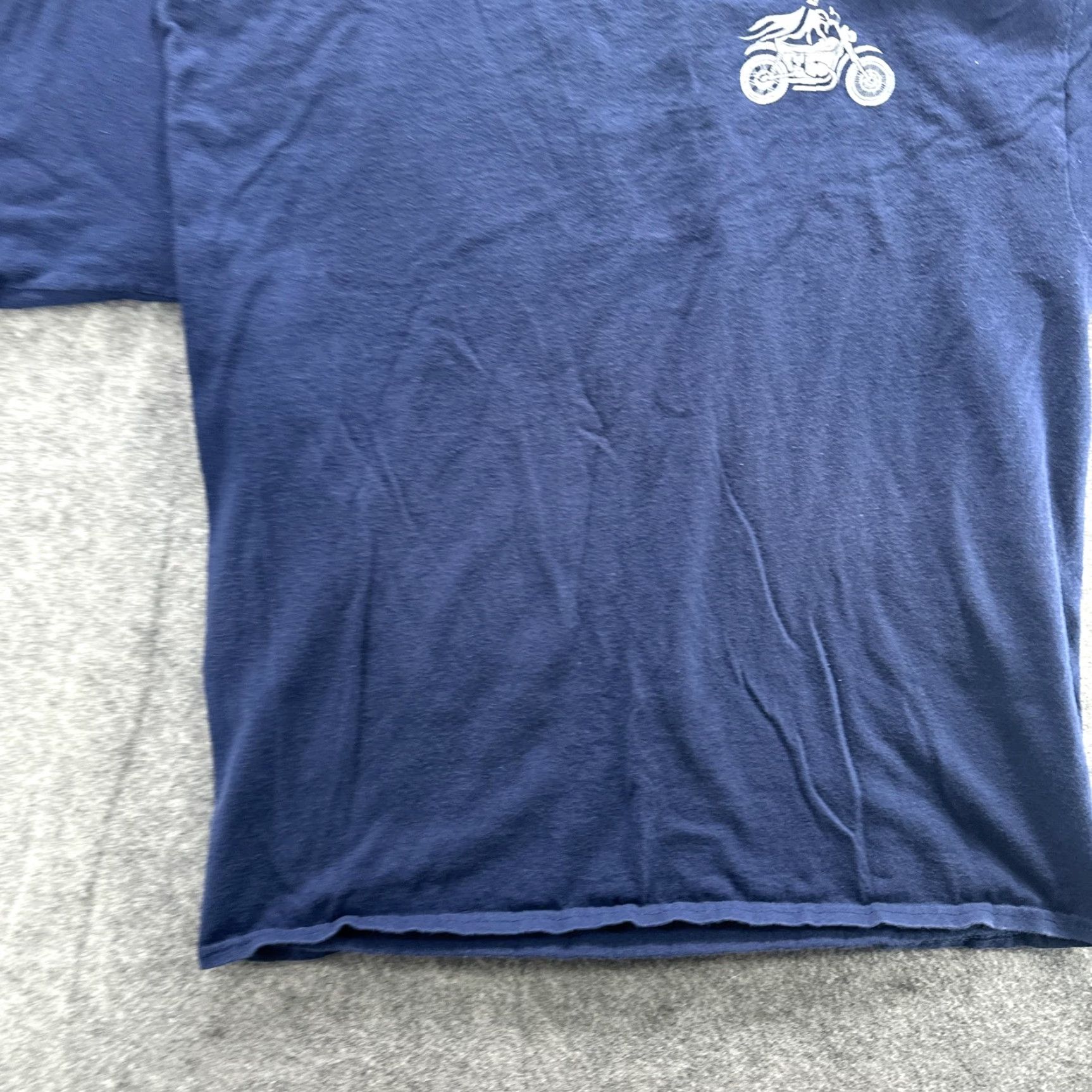 Hanes PAPA THE MAN THE MYTH THE BIKER LEGEND Shirt Mens Large Blue Graphic Print Shirt Size US L / EU 52-54 / 3 - 5 Thumbnail