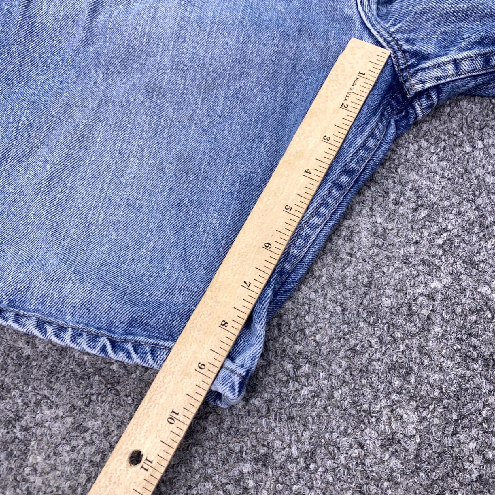 Wrangler VINTAGE Wrangler Shorts Mens 34 Blue Denim Relaxed Fit Bermuda 606WIMS Mens Size US 34 / EU 50 - 4 Thumbnail