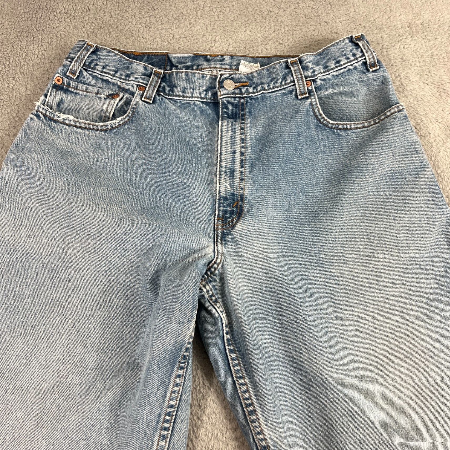 Levi's Vintage Levi's 560 Tapered Fit Men’s Jeans 36x34 Blue Distressed Cotton Denim Size US 36 / EU 52 - 4 Thumbnail