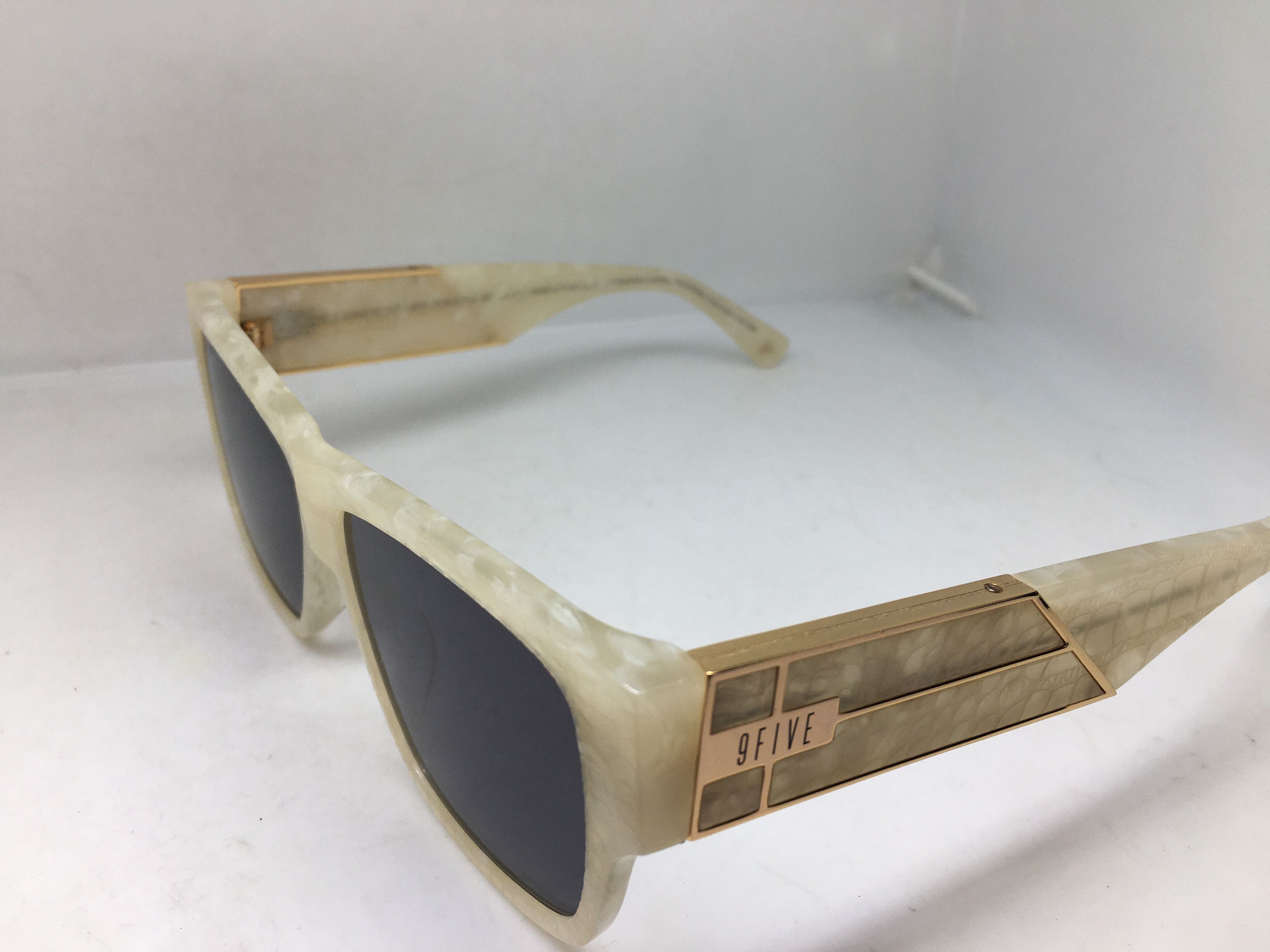9FIVE Handmade 9Five Chunky Acetate Sunglasses Frame Oversize Size ONE SIZE - 3 Thumbnail