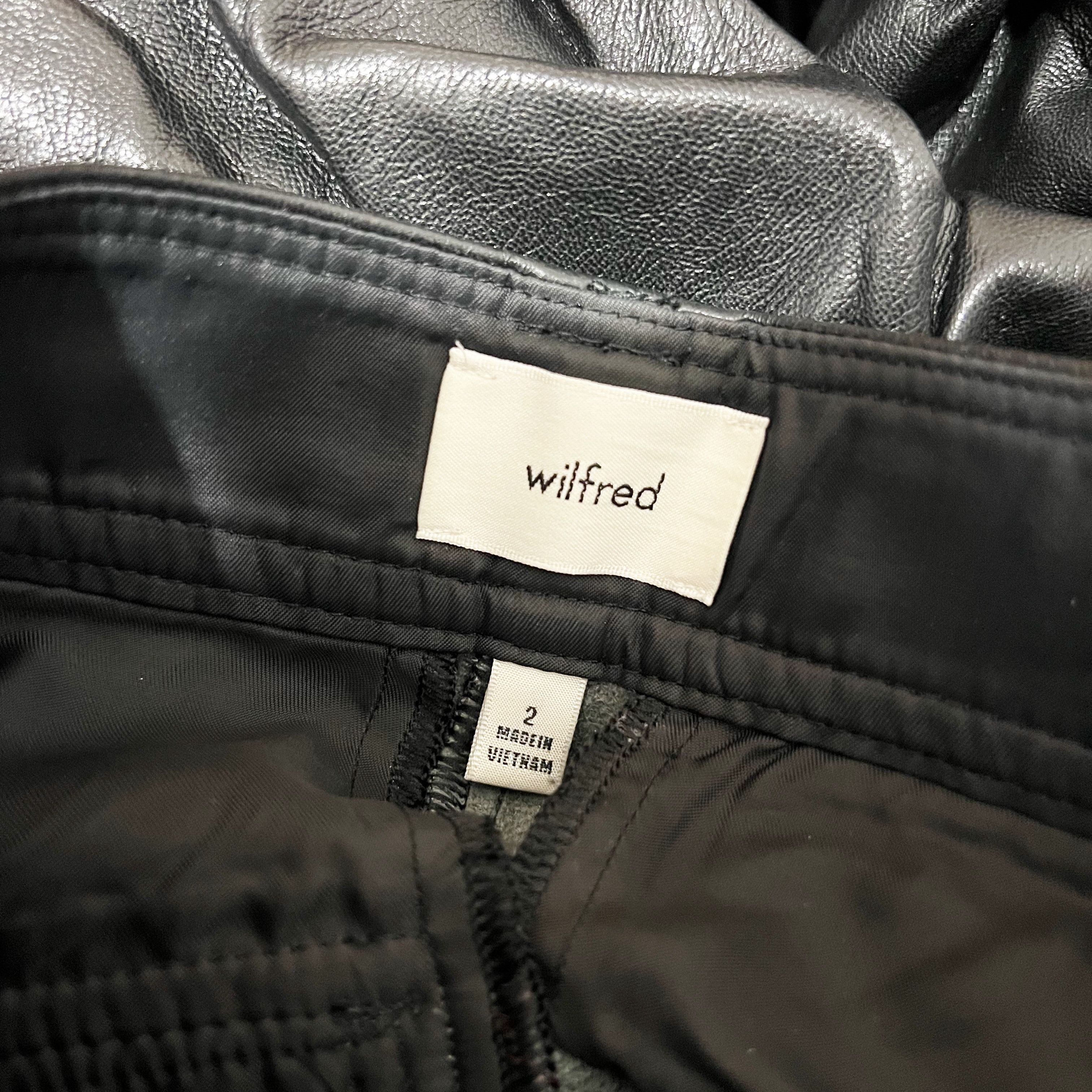 Aritzia Wilfred Aritzia The Bridger Vegan Faux Size 26" / US 2 / IT 38 - 2 Thumbnail