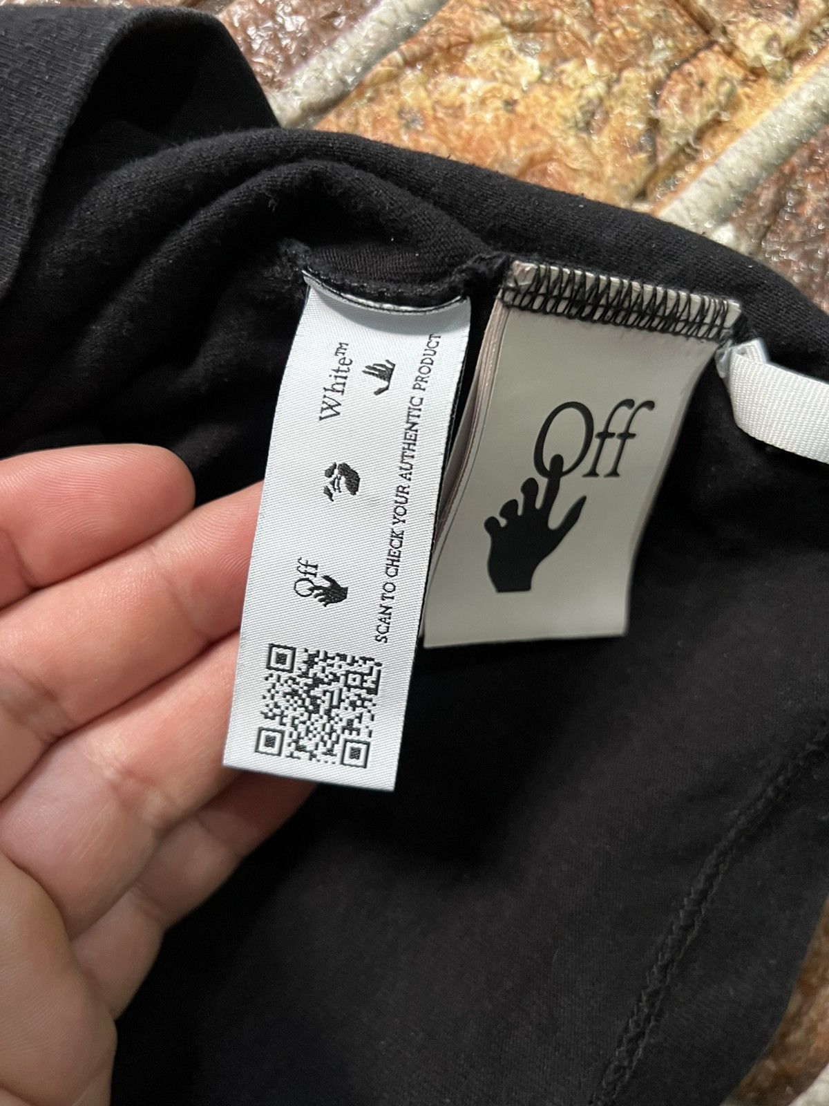Off-White Off-White Caravaggio Tee Size US XS / EU 42 / 0 - 14 Thumbnail
