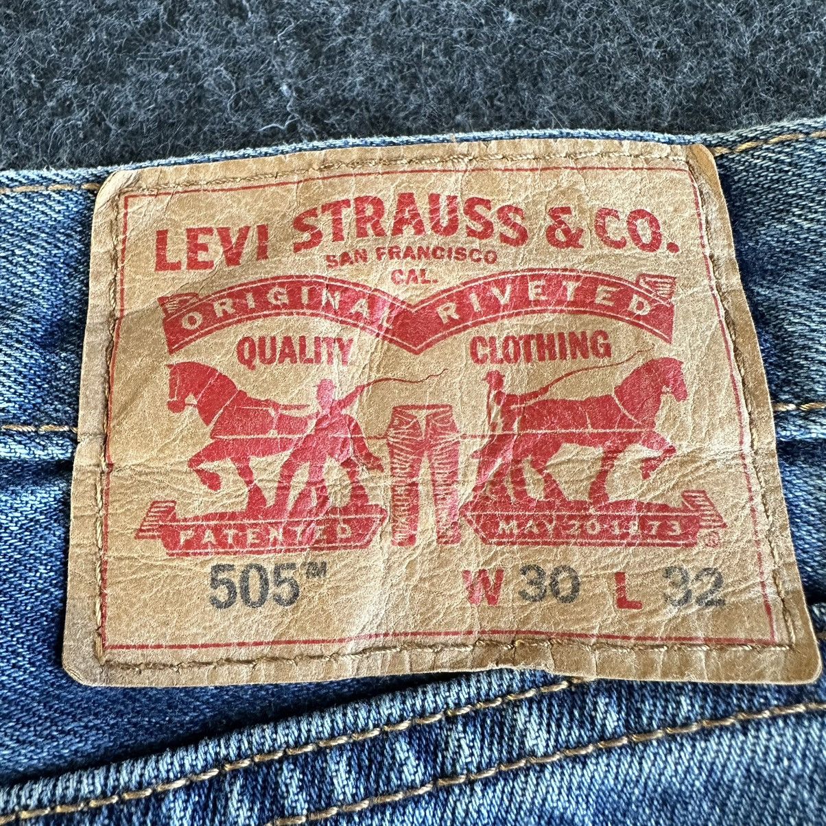 Levi's Y2k Levis 505 Blue Washed Vintage Denim 30x31 D576 Size US 30 / EU 46 - 8 Thumbnail