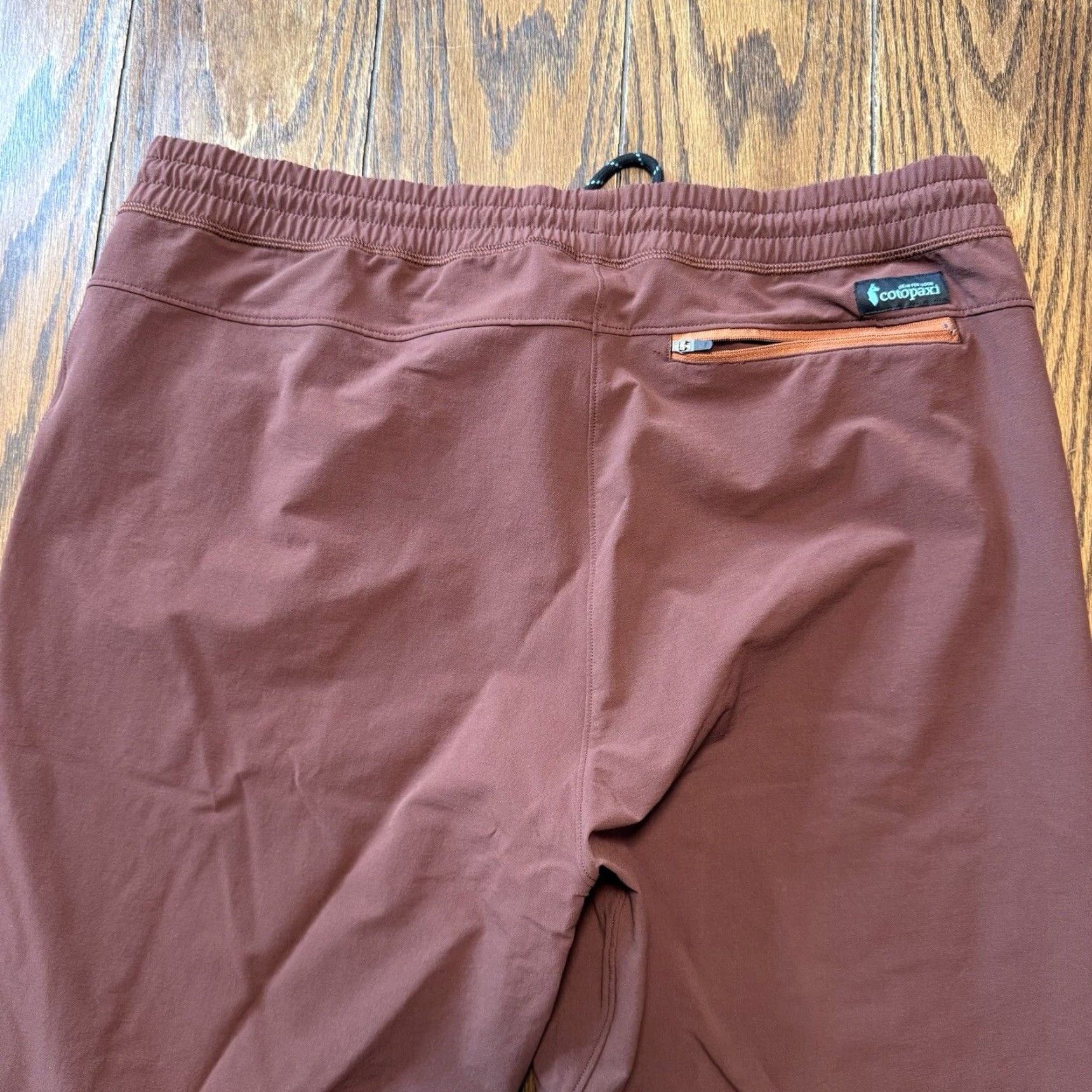 Cotopaxi Cotopaxi Men's Performance Athletic Pants Size XL Olive Red Drawstring Size US 36 / EU 52 - 7 Thumbnail