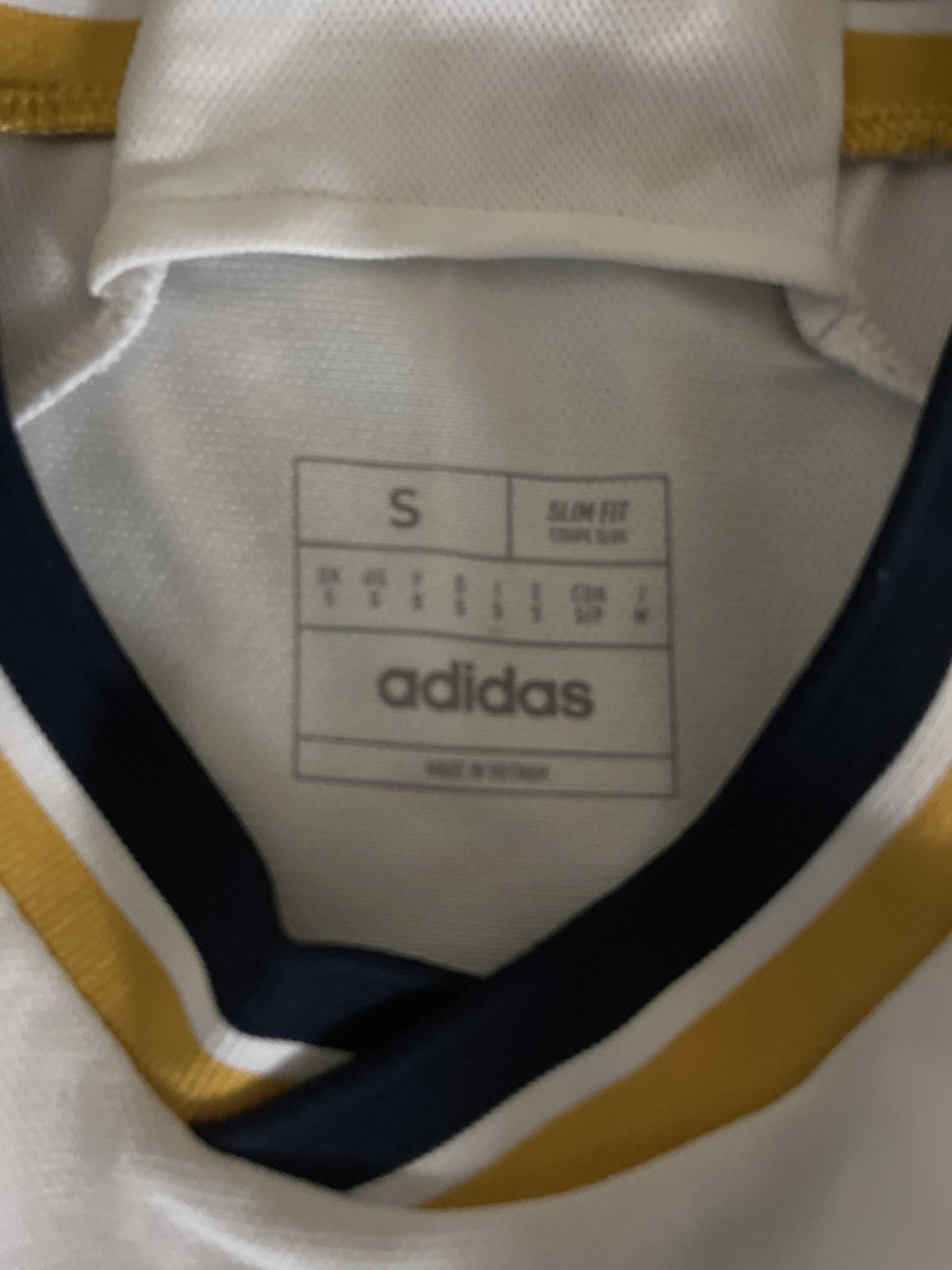 Other Real Madrid Jersey No name Size US S / EU 44-46 / 1 - 2 Thumbnail