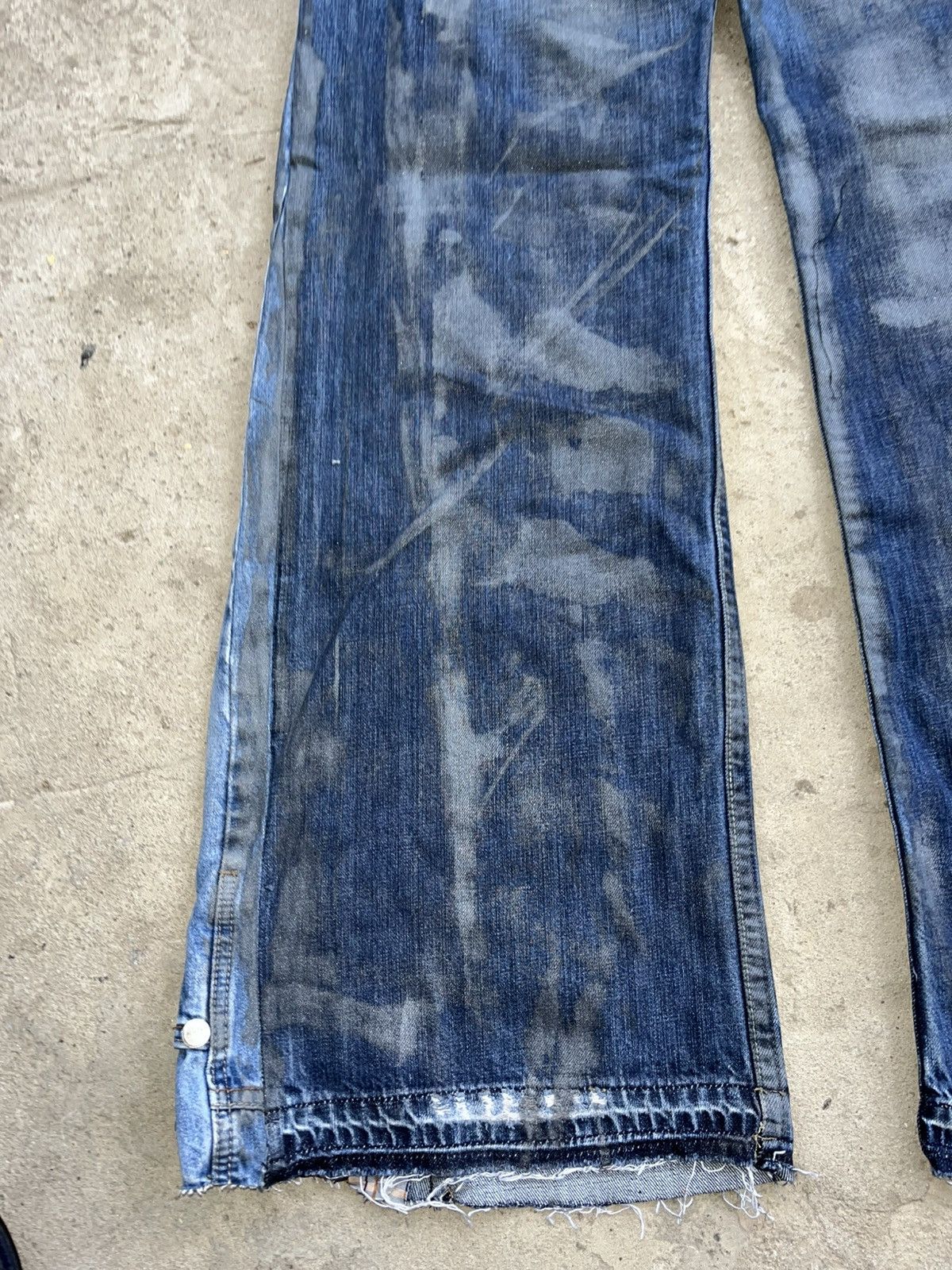20471120 × If Six Was Nine × Japanese Brand Dirty Painted Distressed Thrashed Faded Baggy Jeans Y2K Size US 28 / EU 44 - 9 Thumbnail