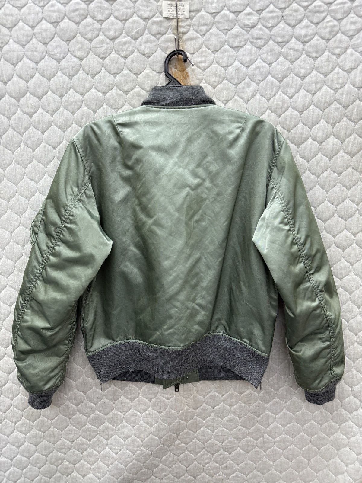 Fumito Ganryu 🔥🔥🔥ARCHIVE AW20 FUMITO GANRYU MA1 BOMBER FLIGHT JACKET Size US M / EU 48-50 / 2 - 4 Thumbnail