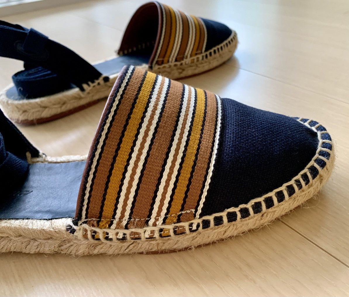 Loro Piana Loro Piana Women’s Espadrilles Navy with Stripes EU39 Size US 9 / IT 39 - 11 Thumbnail