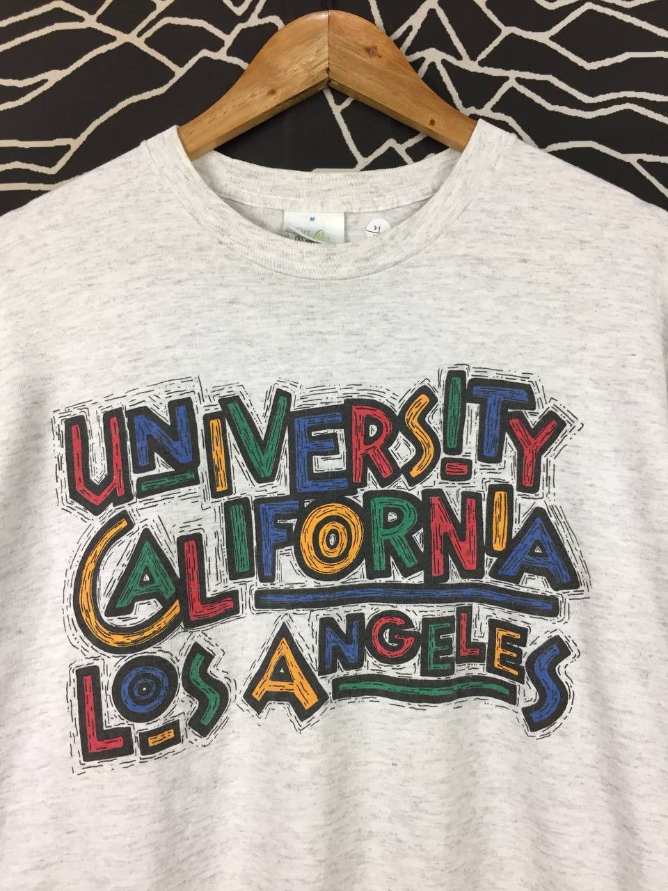 Vintage Vtg 90s UCLA University of California Los Angeles Tee Size US M / EU 48-50 / 2 - 3 Thumbnail