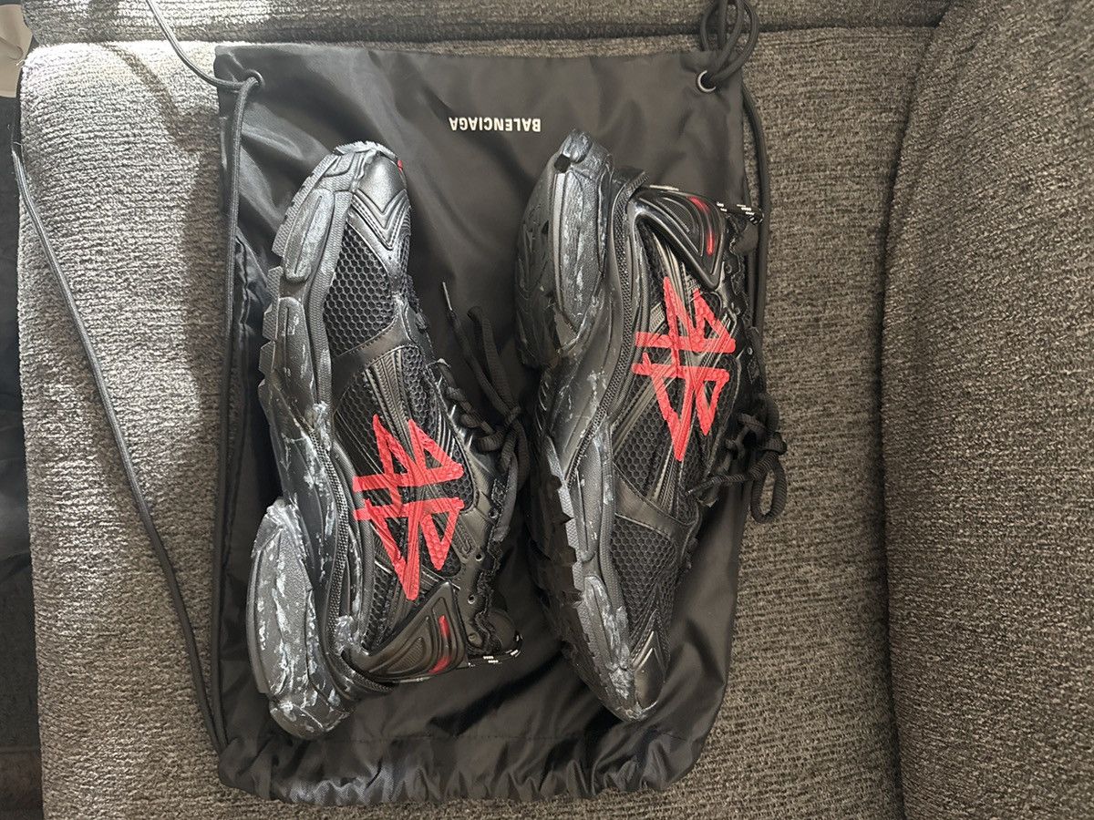 Balenciaga BALENCIAGA GRAFFITI RUNNERS Size US 12 / EU 45 - 1 Thumbnail