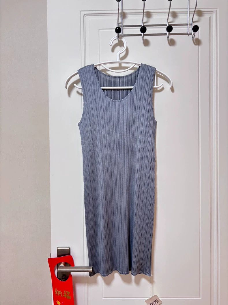 Issey Miyake size:3 Grey vest dress
