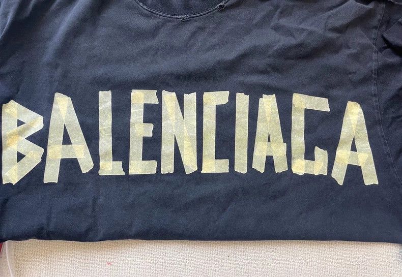 Balenciaga Balenciaga Tape monogrammed Logo printed Jersey crewneck l Size US L / EU 52-54 / 3 - 3 Thumbnail