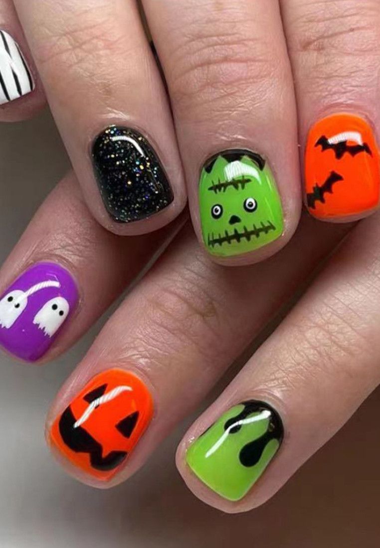 Other Halloween Press on Fake Nails Short Square with Ghost Design Size ONE SIZE - 3 Thumbnail