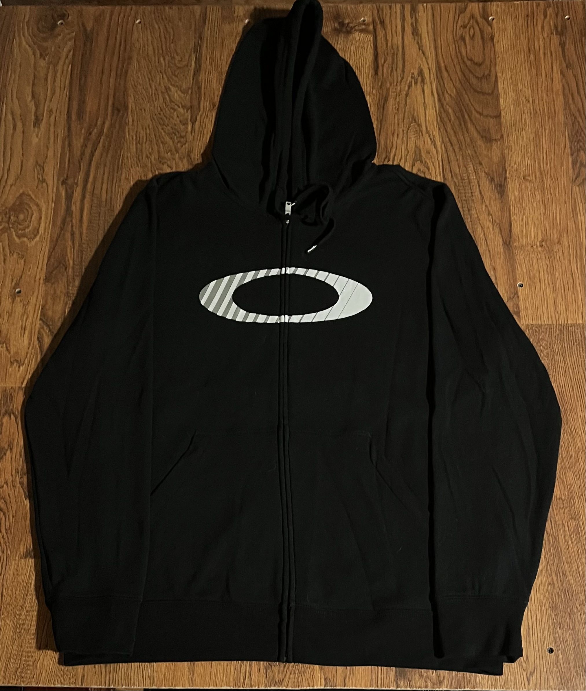 Oakley × Vintage 1990s Oakley Software Logo Sweatshirt | Grailed