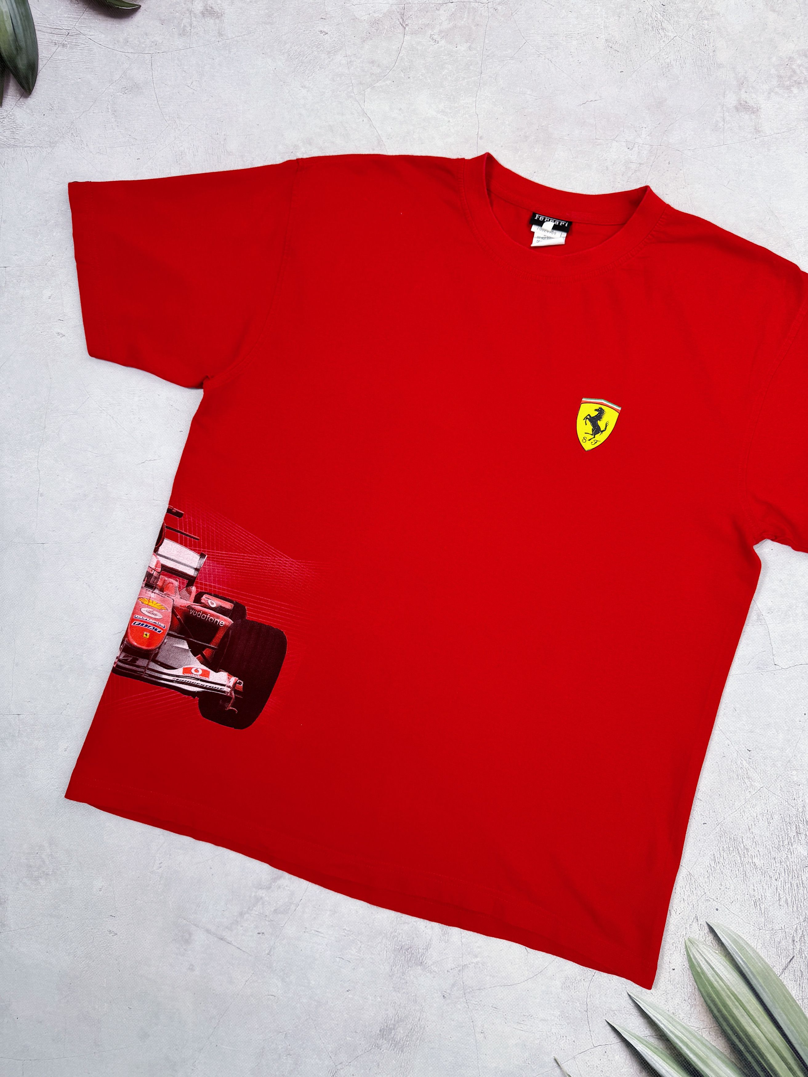 Ferrari Vintage Ferrari T-Shirt F1 Team Racing Car Logo Vodafone Size US L / EU 52-54 / 3 - 3 Thumbnail