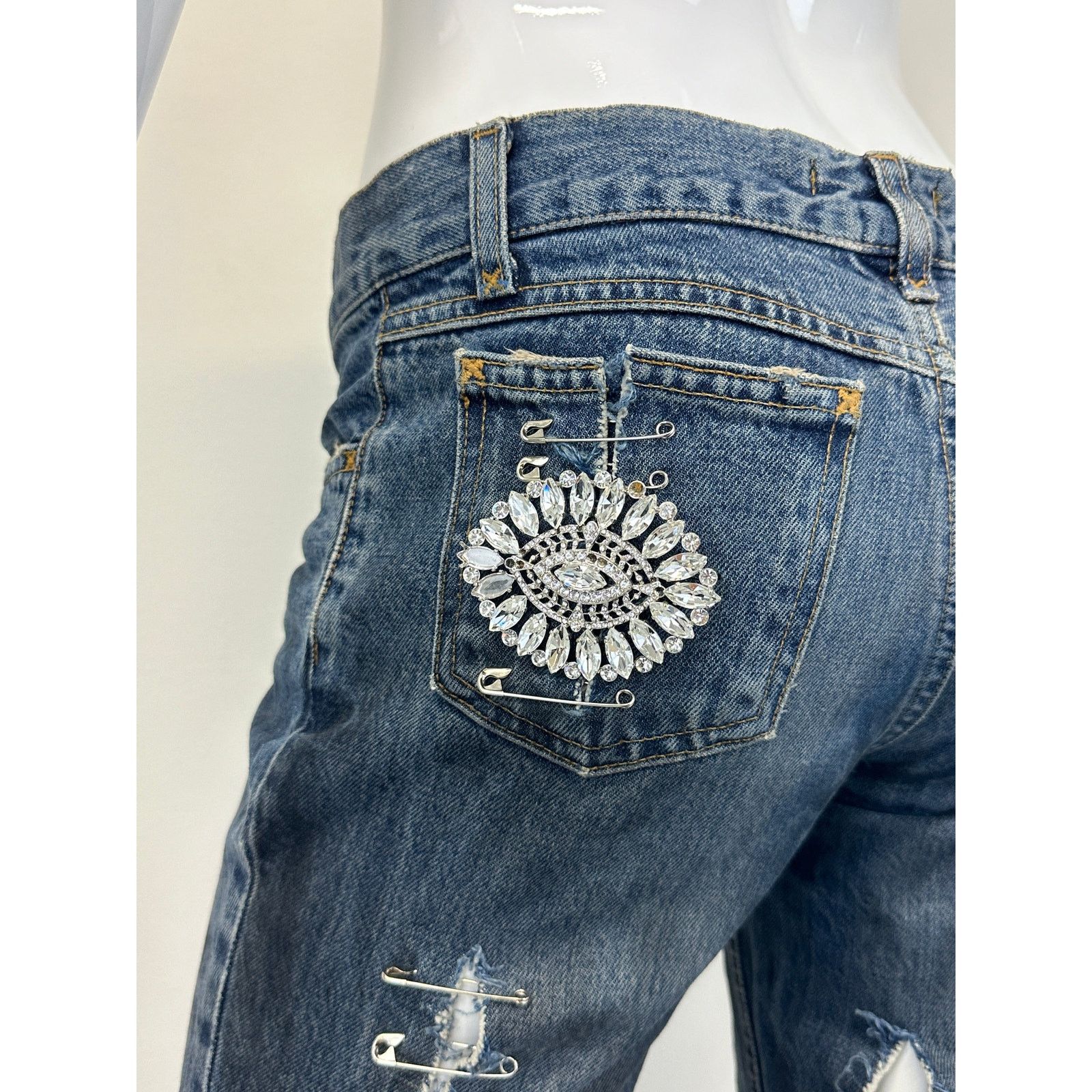 Dolce & Gabbana S/S 2001 Dolce & Gabbana safety pin punk jeans with broches Size 27" / US 4 / IT 40 - 18 Thumbnail