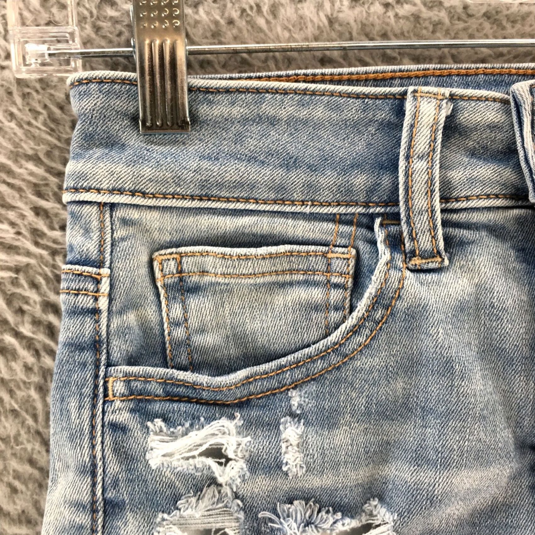 American Eagle Outfitters American Eagle Outfitters Shorts Womens 2 Blue Ripped Cheeky Shortie High Rise Size 26" / US 2 / IT 38 - 2 Thumbnail