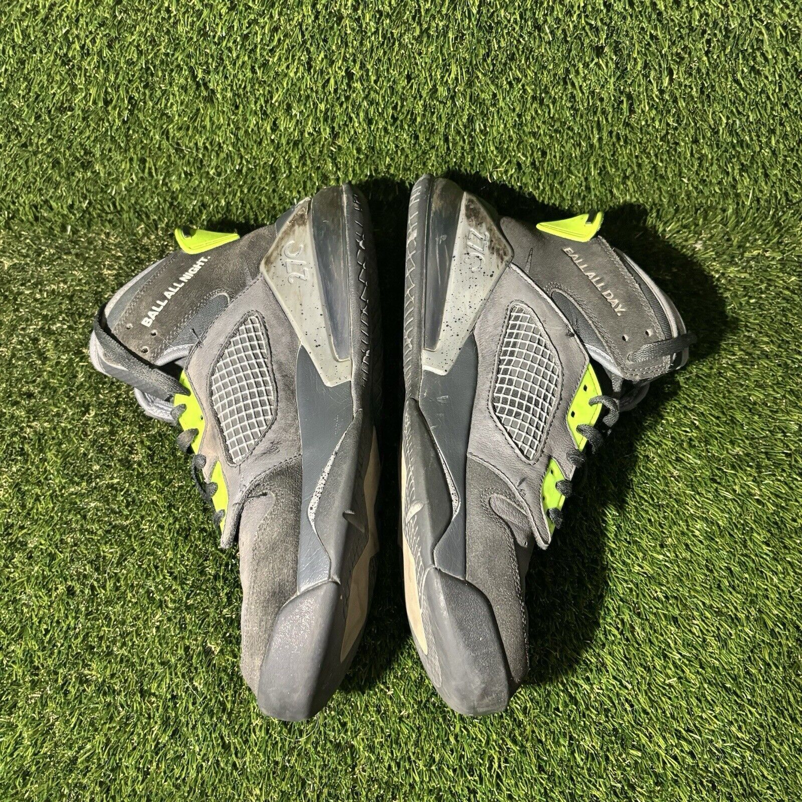 Nike Size 8 - Jordan Mars 270 Electric Green Size US 8 / EU 41 - 3 Thumbnail