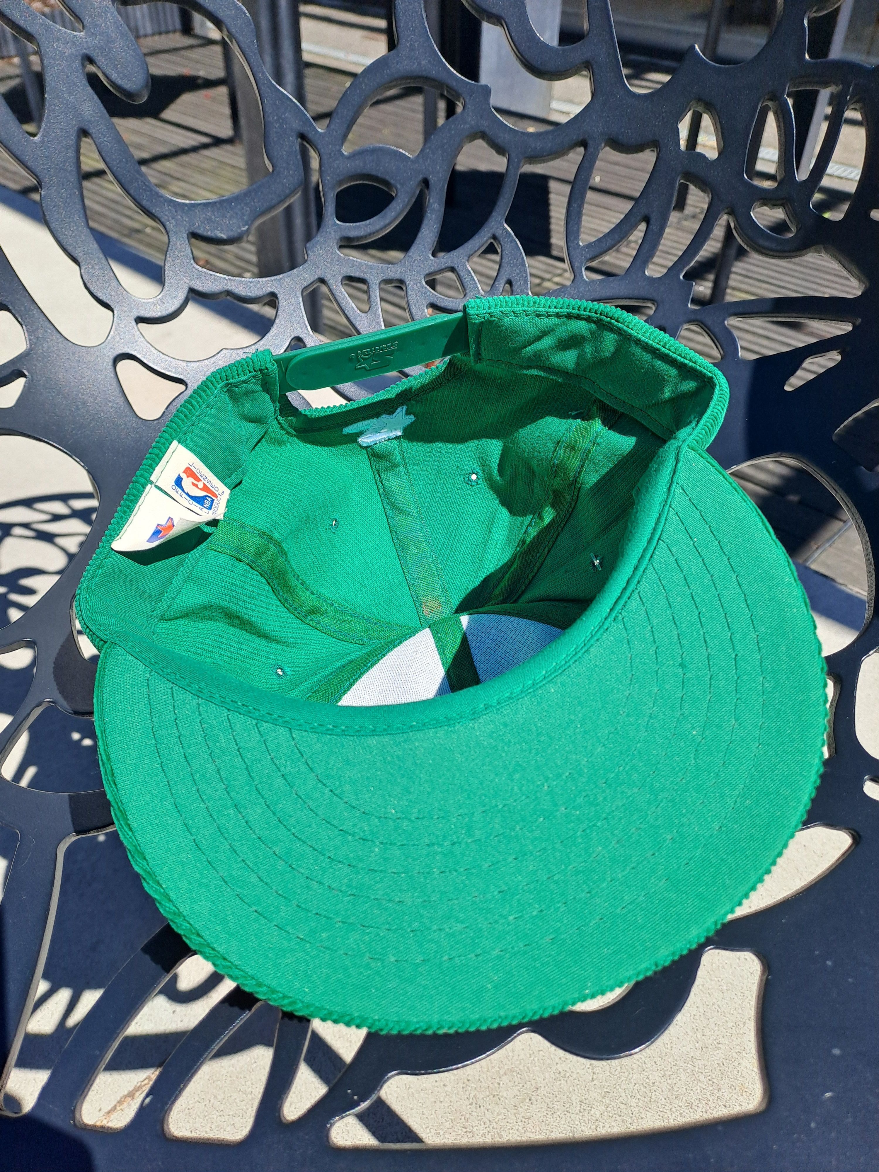 Starter Vintage Boston Celtics Starter hat corduroy green NEW Size ONE SIZE - 9 Thumbnail