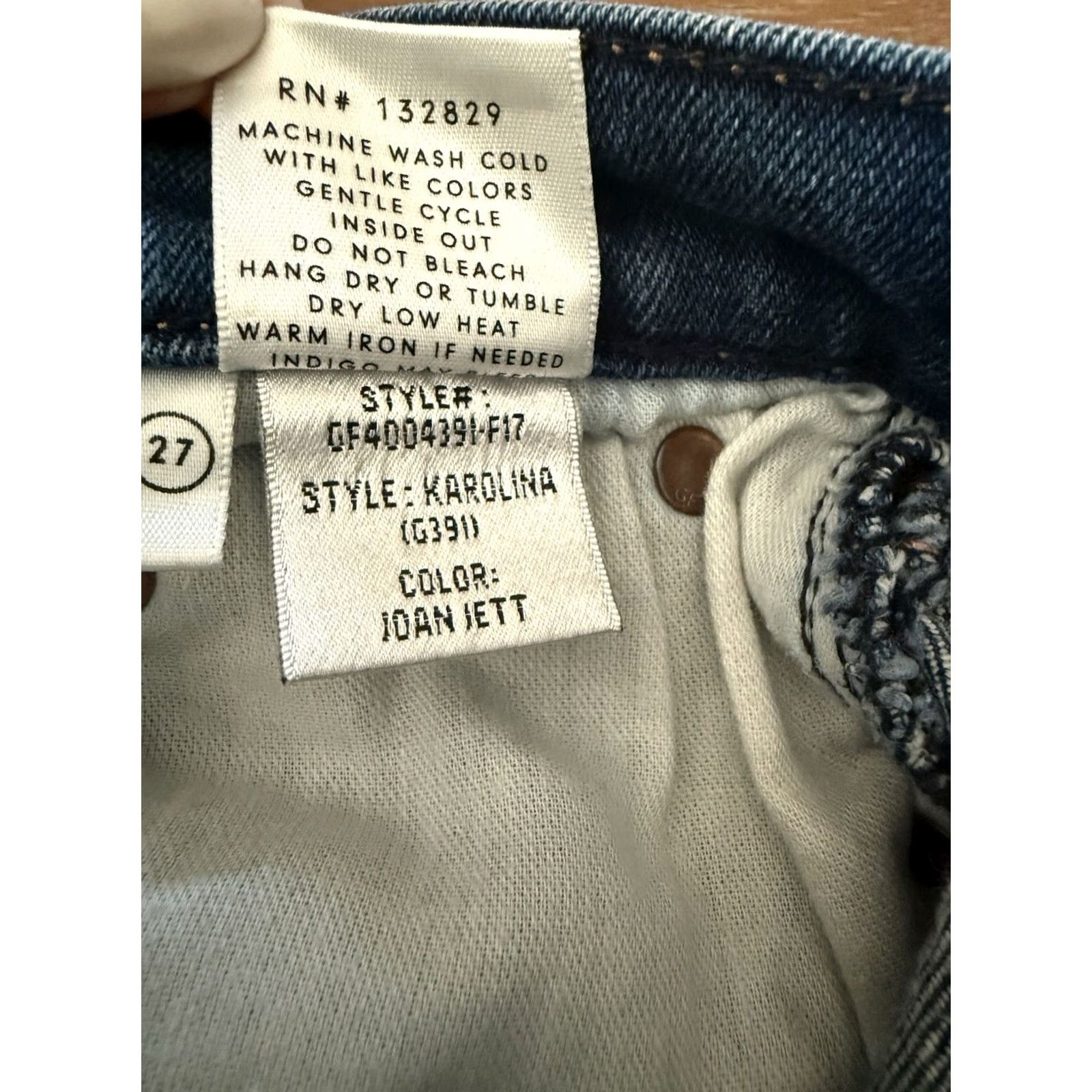 GRLFRND Grlfrnd Karolina Slim Fit High-Rise Jeans in Joan Jett Womens 27x28 Button Fly Jeans Size 27" / US 4 / IT 40 - 7 Thumbnail