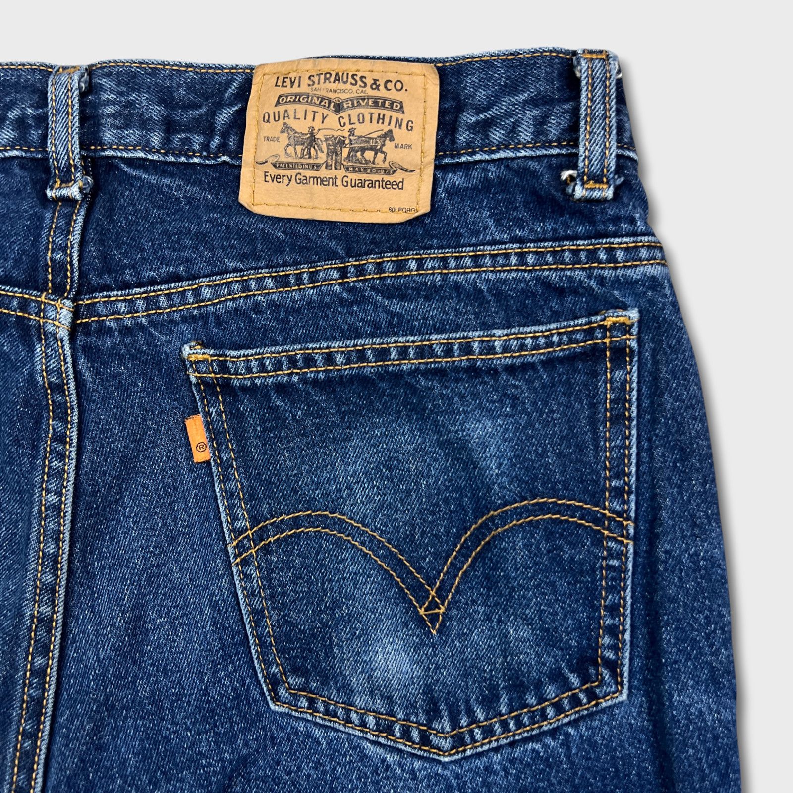 Levi's × Vintage Vintage 2004 Levi's Jeans 34x33 Blue Orange Tab Denim Pants Size US 34 / EU 50 - 7 Thumbnail