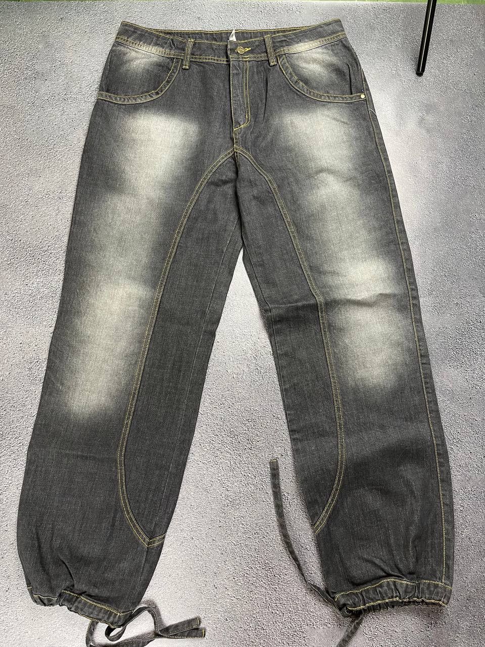 image of Avant Garde x Vintage Hang Matta Stockholm Jeans in Navy, Men's (Size 34)
