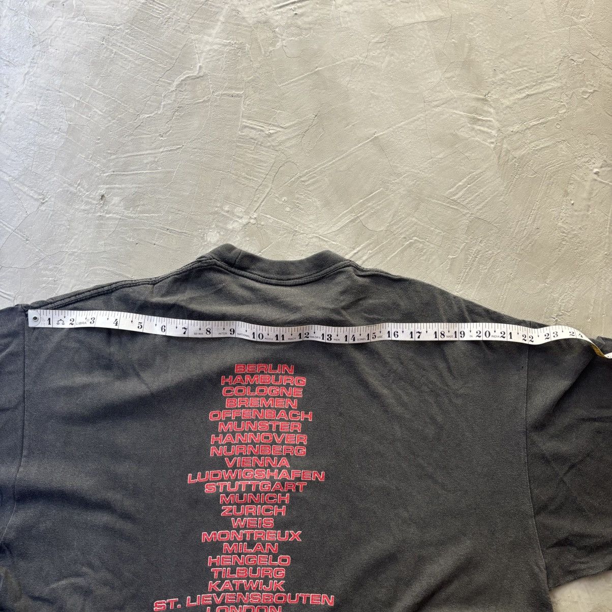 Band Tees Vintage 1993 OVERKILL World Tour T shirt Size US XL / EU 56 / 4 - 9 Thumbnail