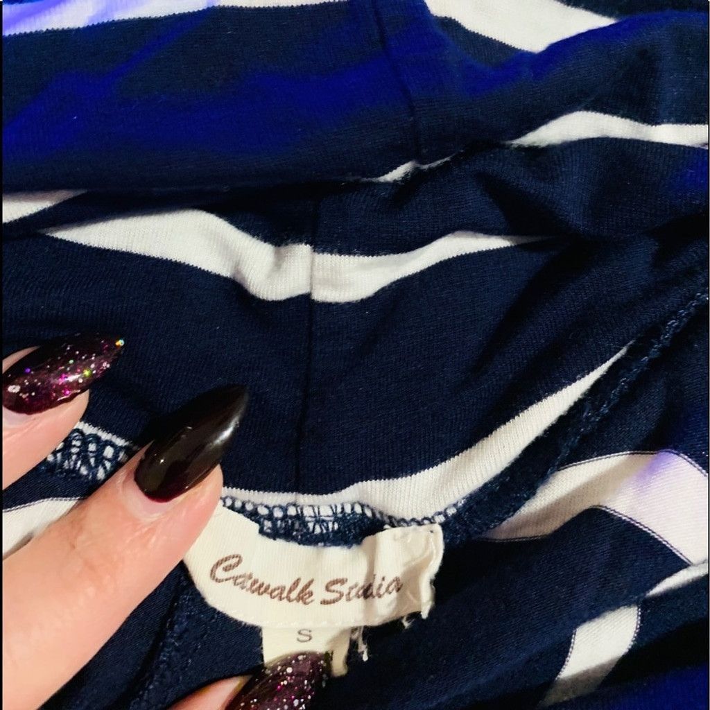 Other Catwalk Navy with White stripes skirt size S Size 26" / US 2 / IT 38 - 5 Thumbnail