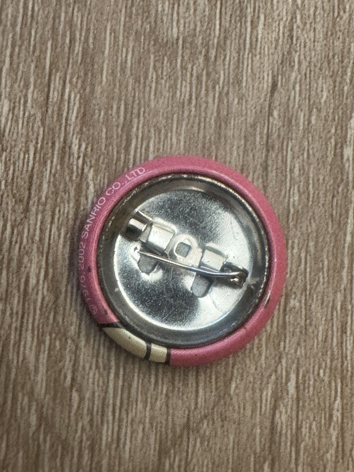 Japanese Brand HELLO KITTY 2002 Vintage Pin Button Size ONE SIZE - 6 Thumbnail