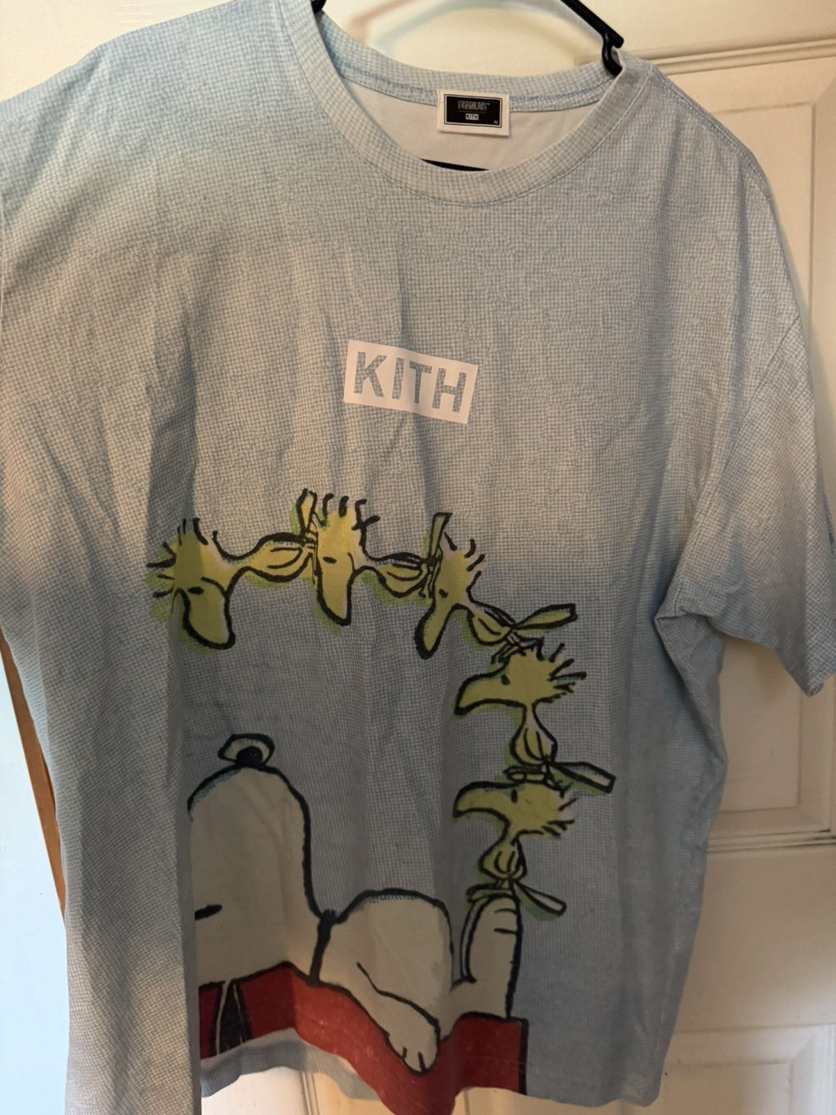 Kith × Peanuts Kith x Peanuts Woodstock Dog House Tee Size US XL / EU 56 / 4 - 1 Thumbnail