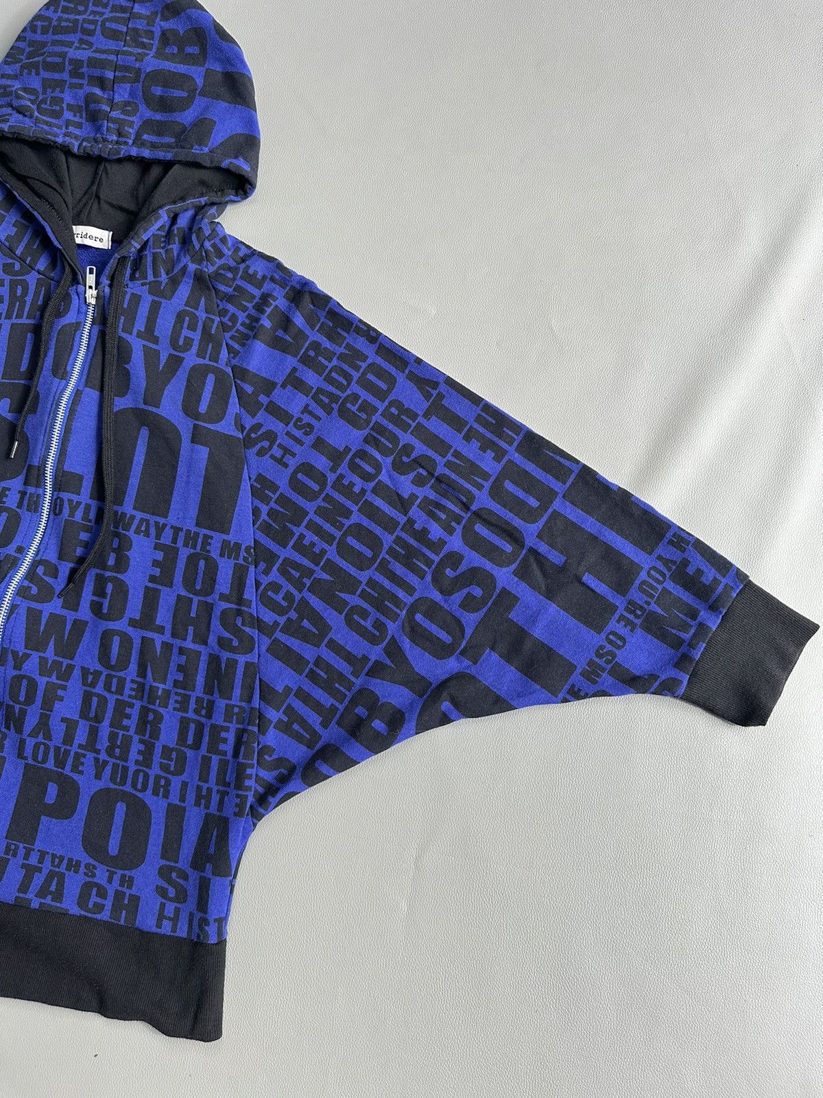Hysteric Glamour SORRIDERE GOTHIC POEM ZIP HOODIE OVERSIZE VAMPIRE LGB STYLE Size US M / EU 48-50 / 2 - 5 Thumbnail