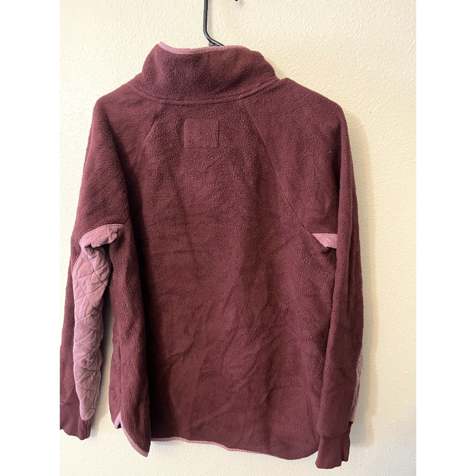 Abercrombie & Fitch ABERCROMBIE & FITCH Asymmetrical Snap Up Quilted Fleece Pullover Burgundy/Pink M Size M / US 6-8 / IT 42-44 - 2 Thumbnail