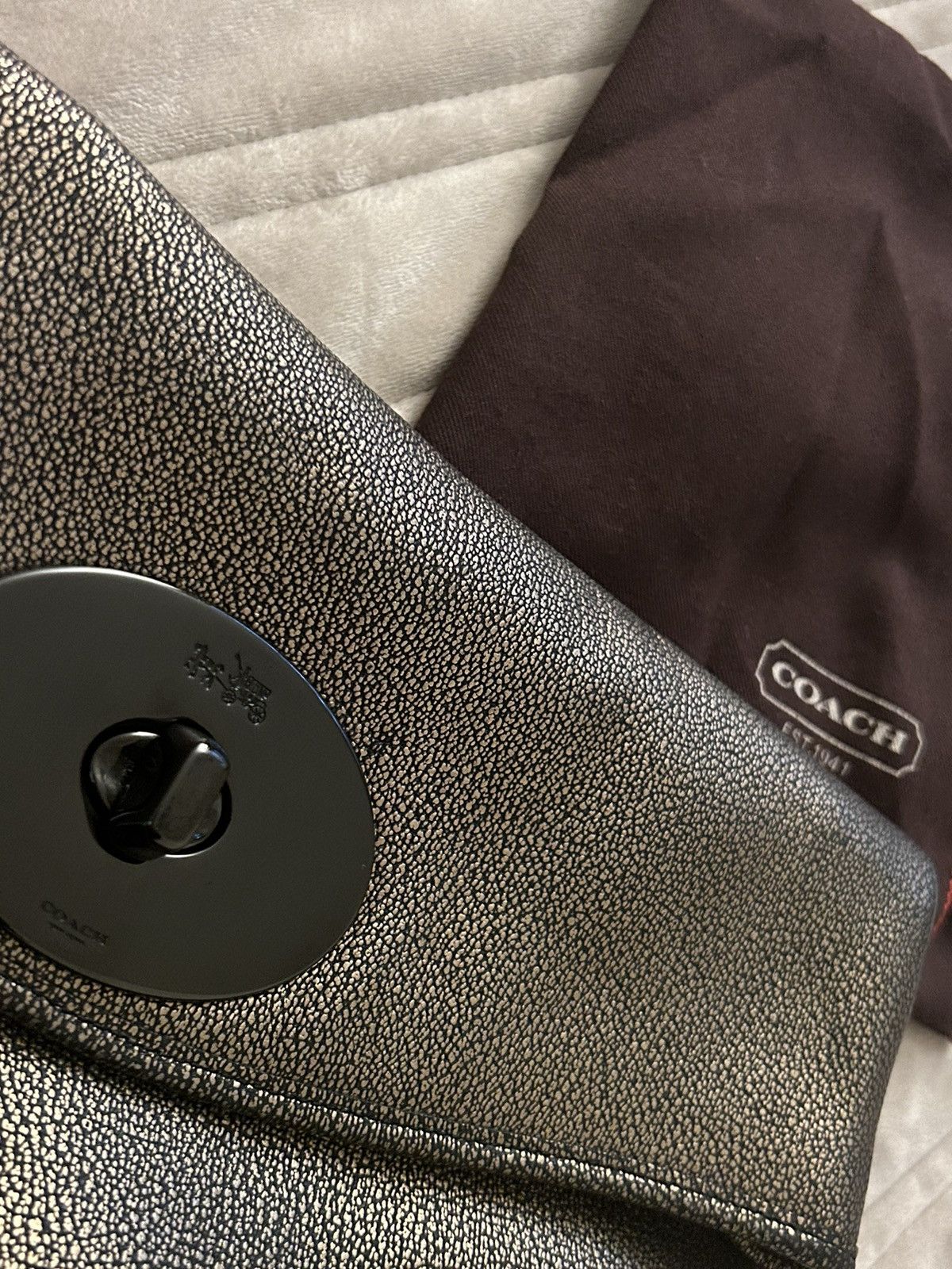 Coach Turnlock Clutch in Metallic Leather Size ONE SIZE - 6 Thumbnail