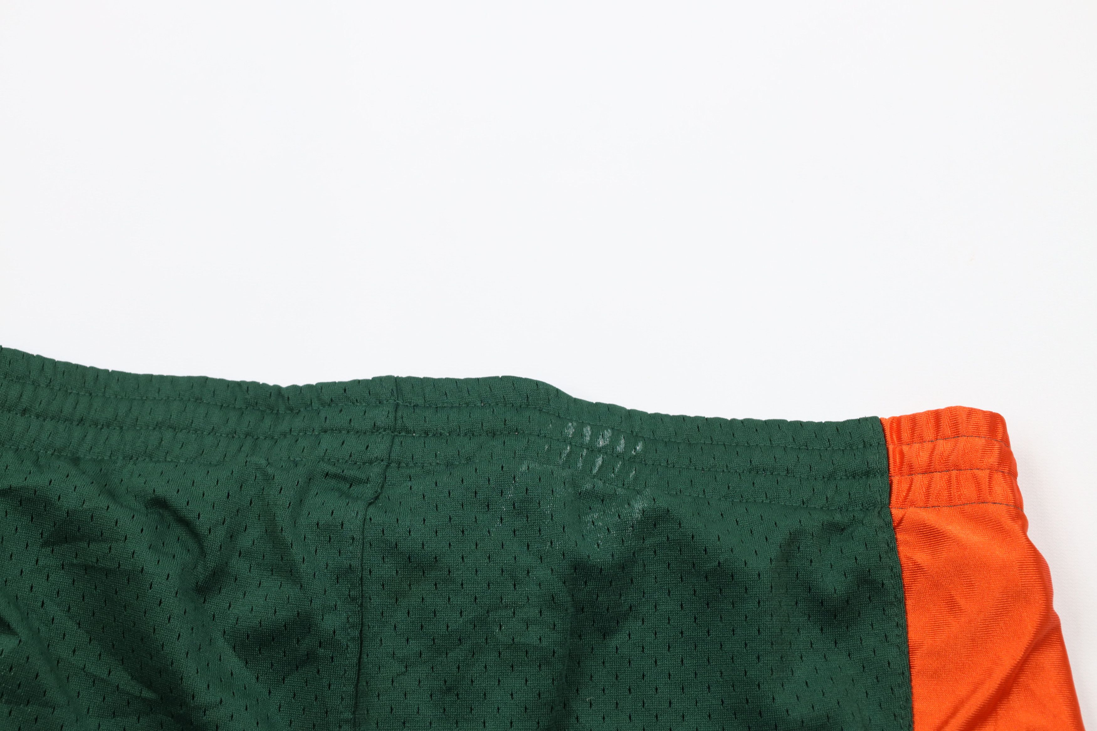 Vintage Vintage University of Miami Hurricanes Basketball Shorts Size US 30 / EU 46 - 9 Thumbnail