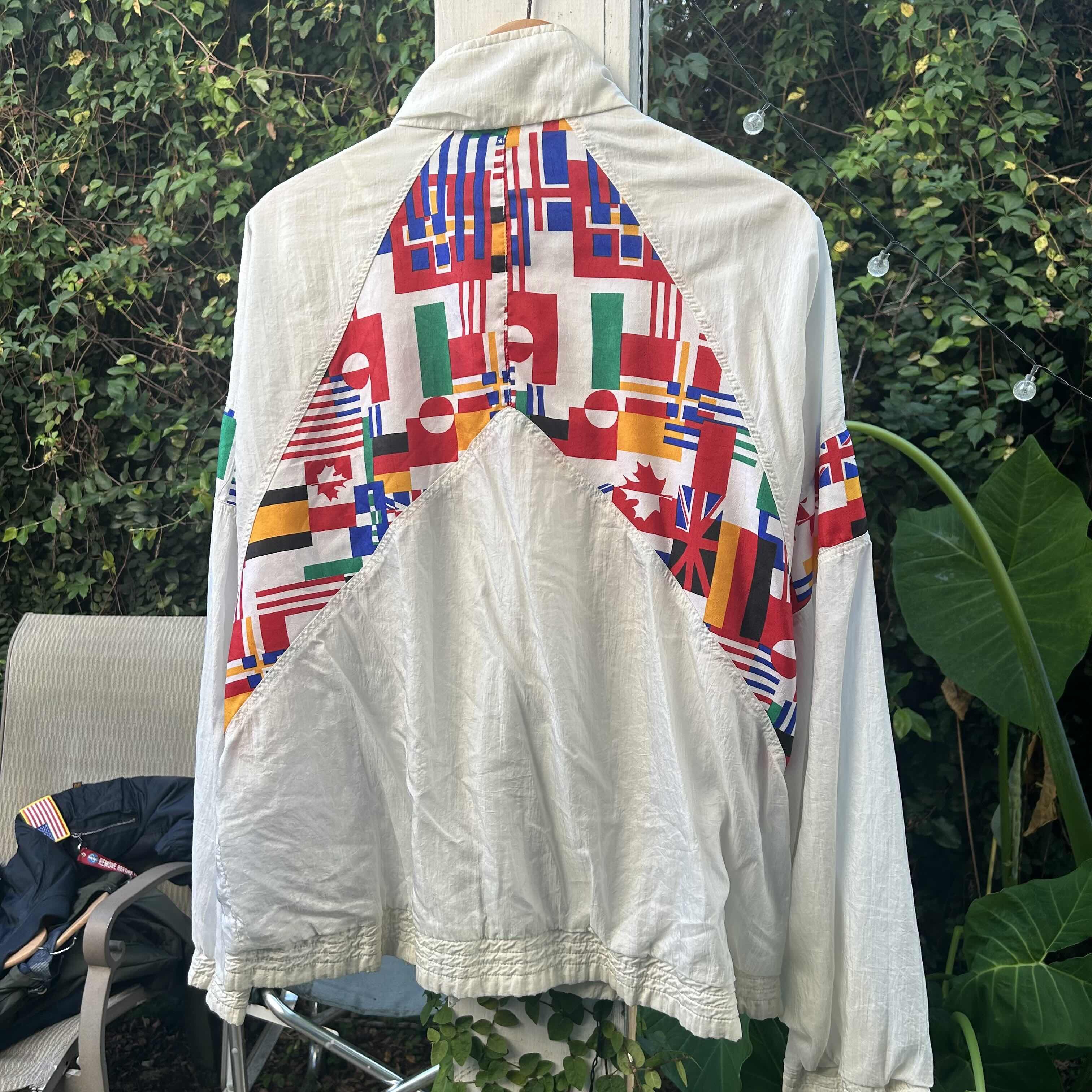 USA Olympics Vintage Multi-flag zip up jacket Size US L / EU 52-54 / 3 - 2 Thumbnail