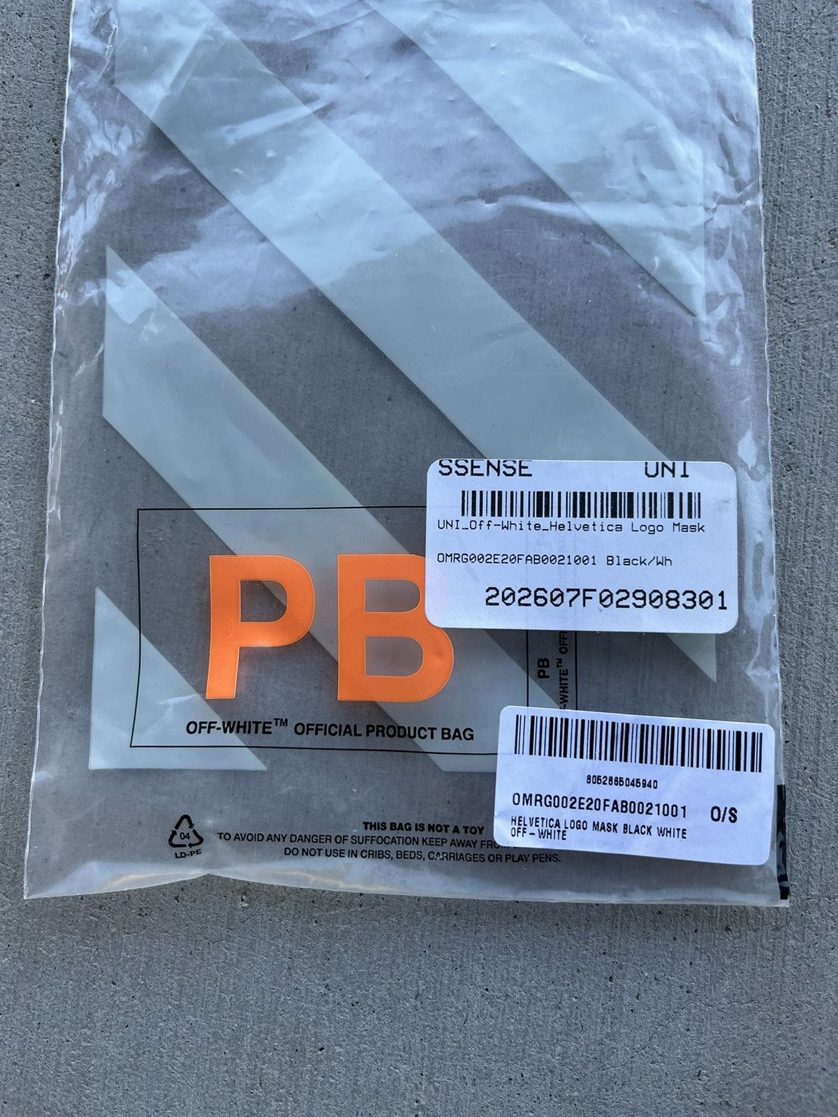 Off-White × Virgil Abloh Off white “helvetica” face mask Size ONE SIZE - 7 Thumbnail