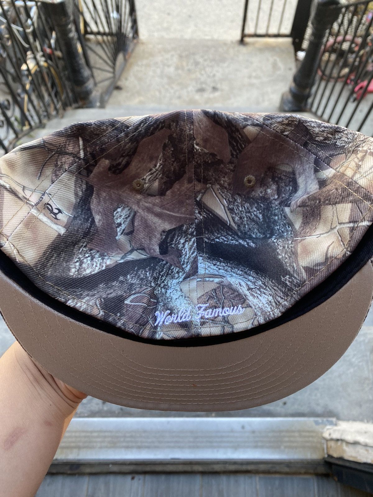 Supreme Supreme New Era Breast Cancer Awareness Box Logo Fitted 75/8 Size ONE SIZE - 4 Thumbnail