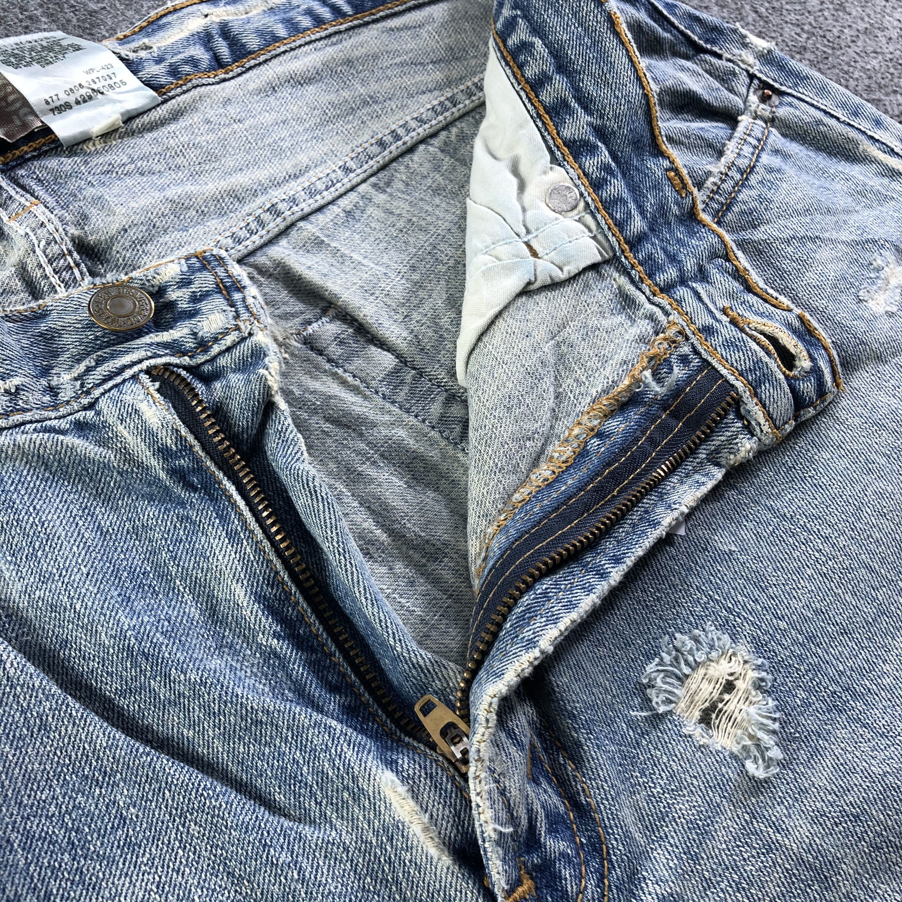 Levi's Vintage Levis 569 Jeans-J4259 Size US 35 - 9 Thumbnail