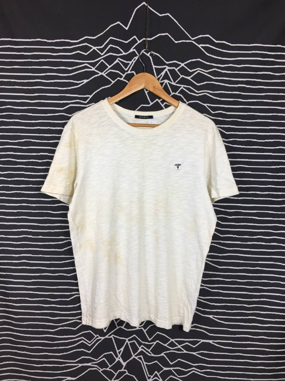 Guess Embroidered Logo Casual Essential Tee